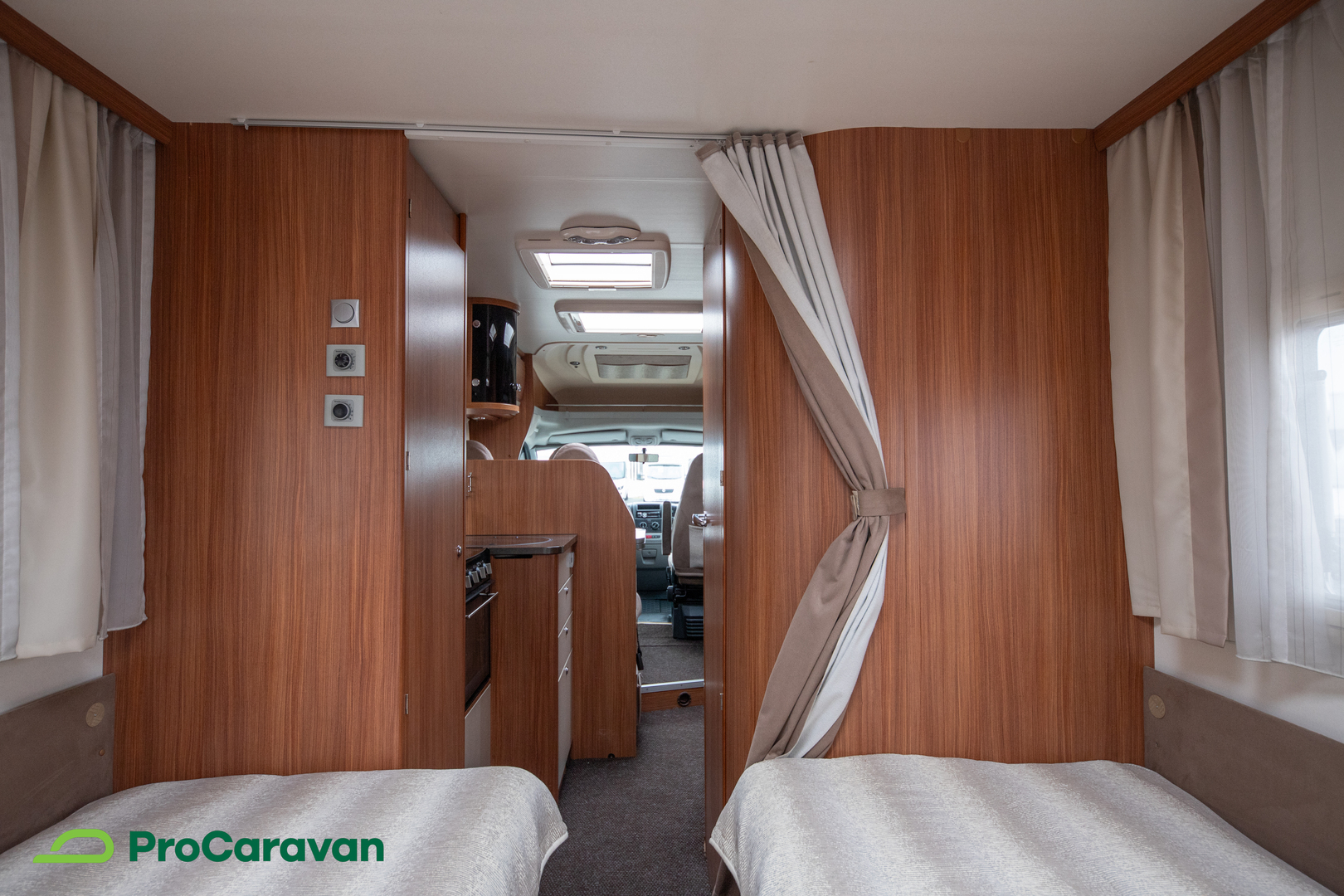ADRIA Coral S 670 SLL 2012