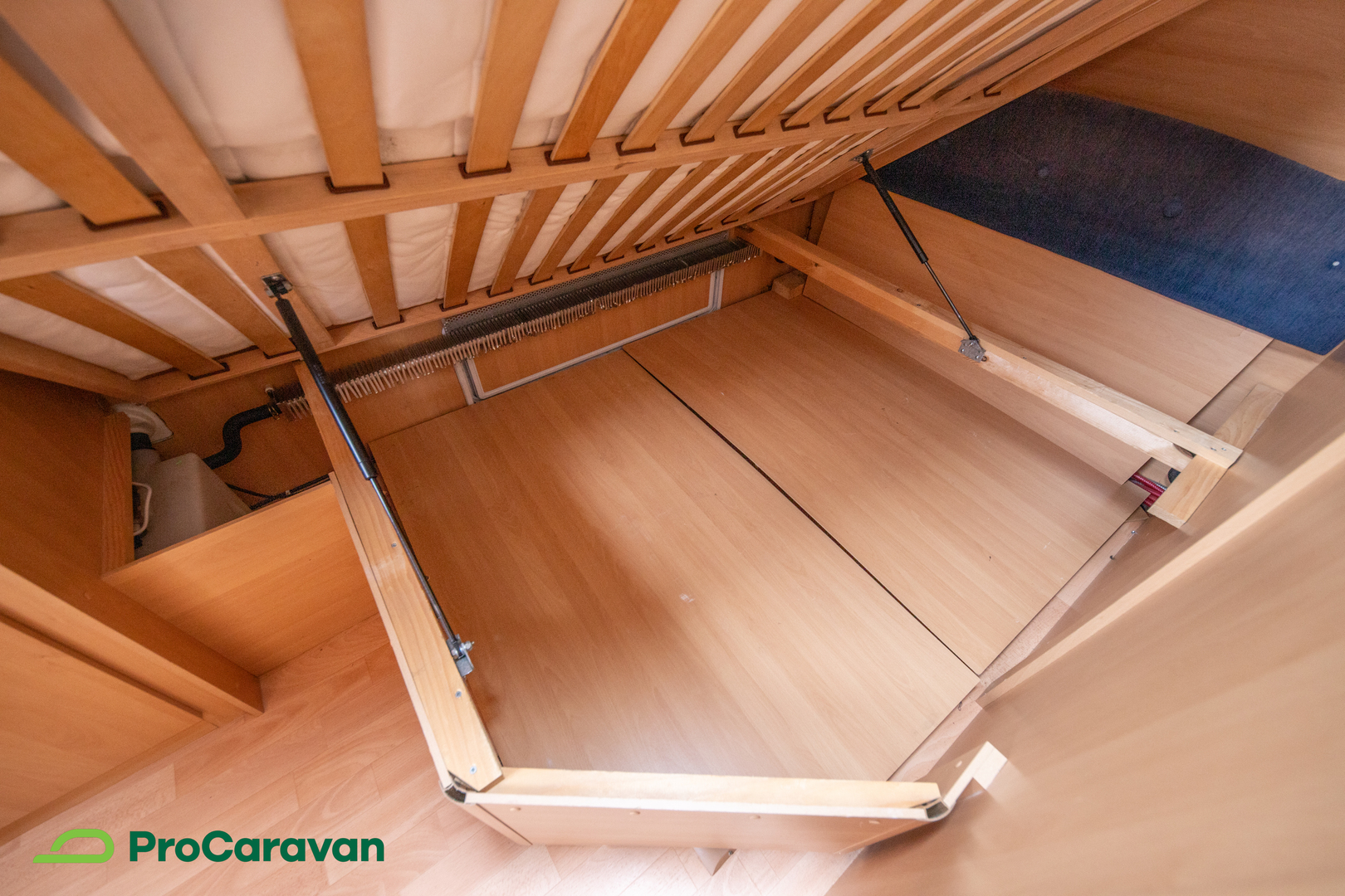 DETHLEFFS CAMPER 2003