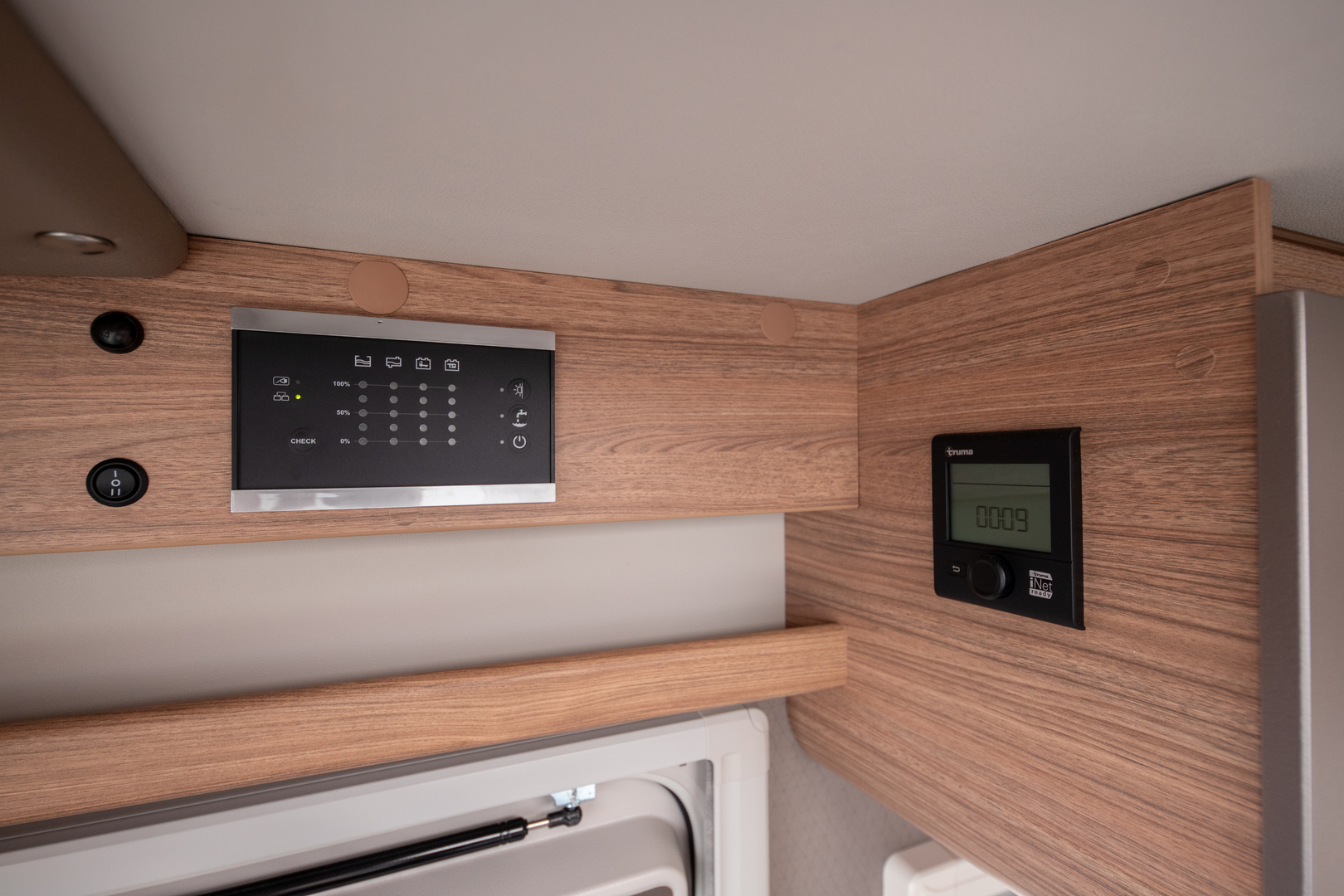 WEINSBERG X-Cursion Van 500 MQ Edition [PEPPER] 2023