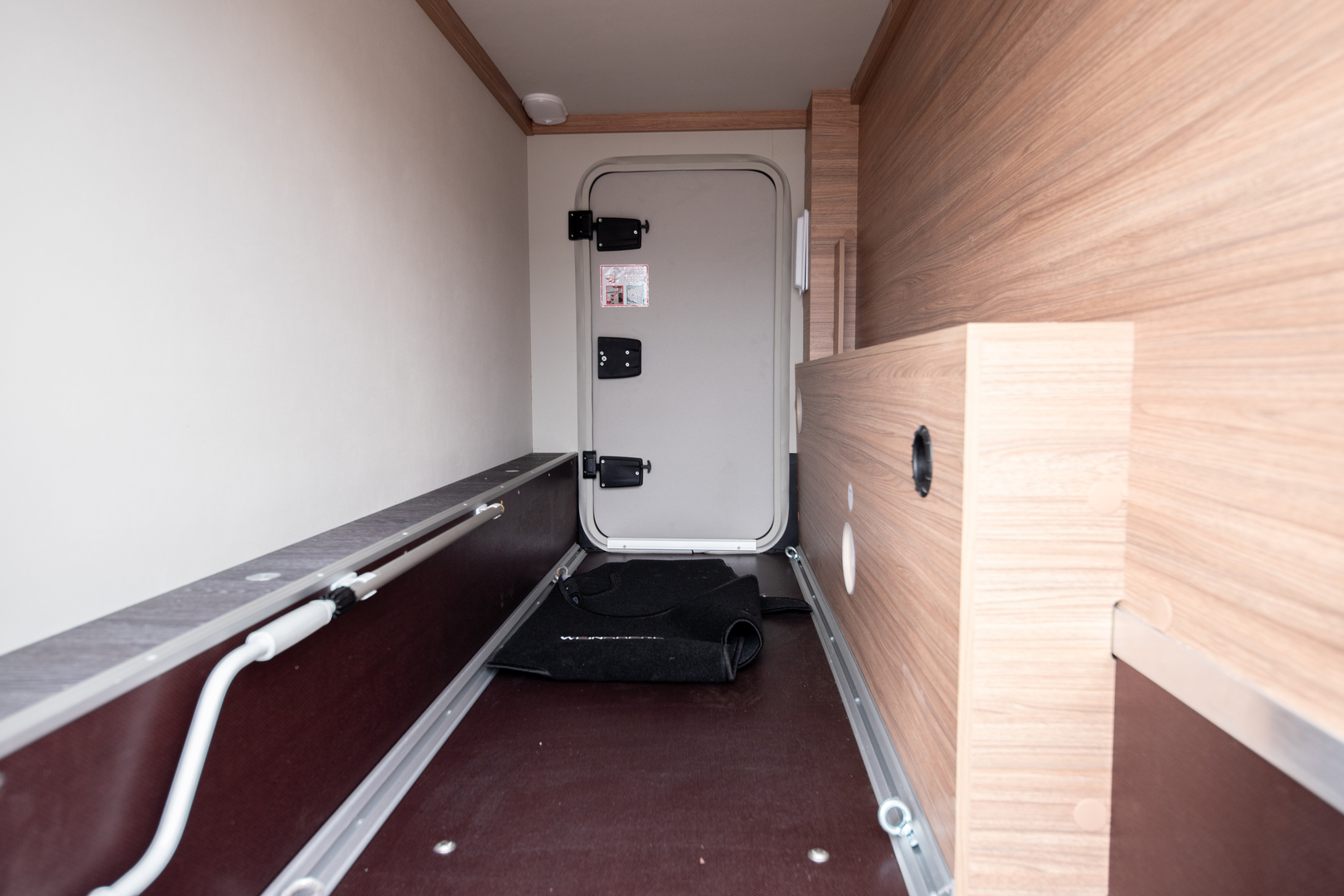 WEINSBERG X-Cursion Van 500 MQ Edition [PEPPER] 2023