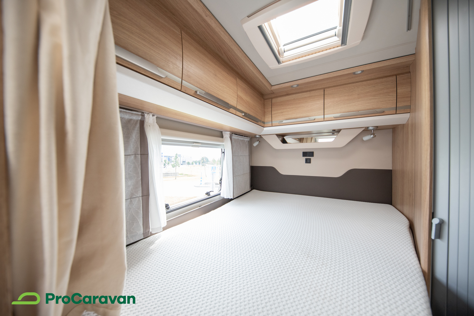 KNAUS Sky Ti 650 MF Platinum Selection 2021