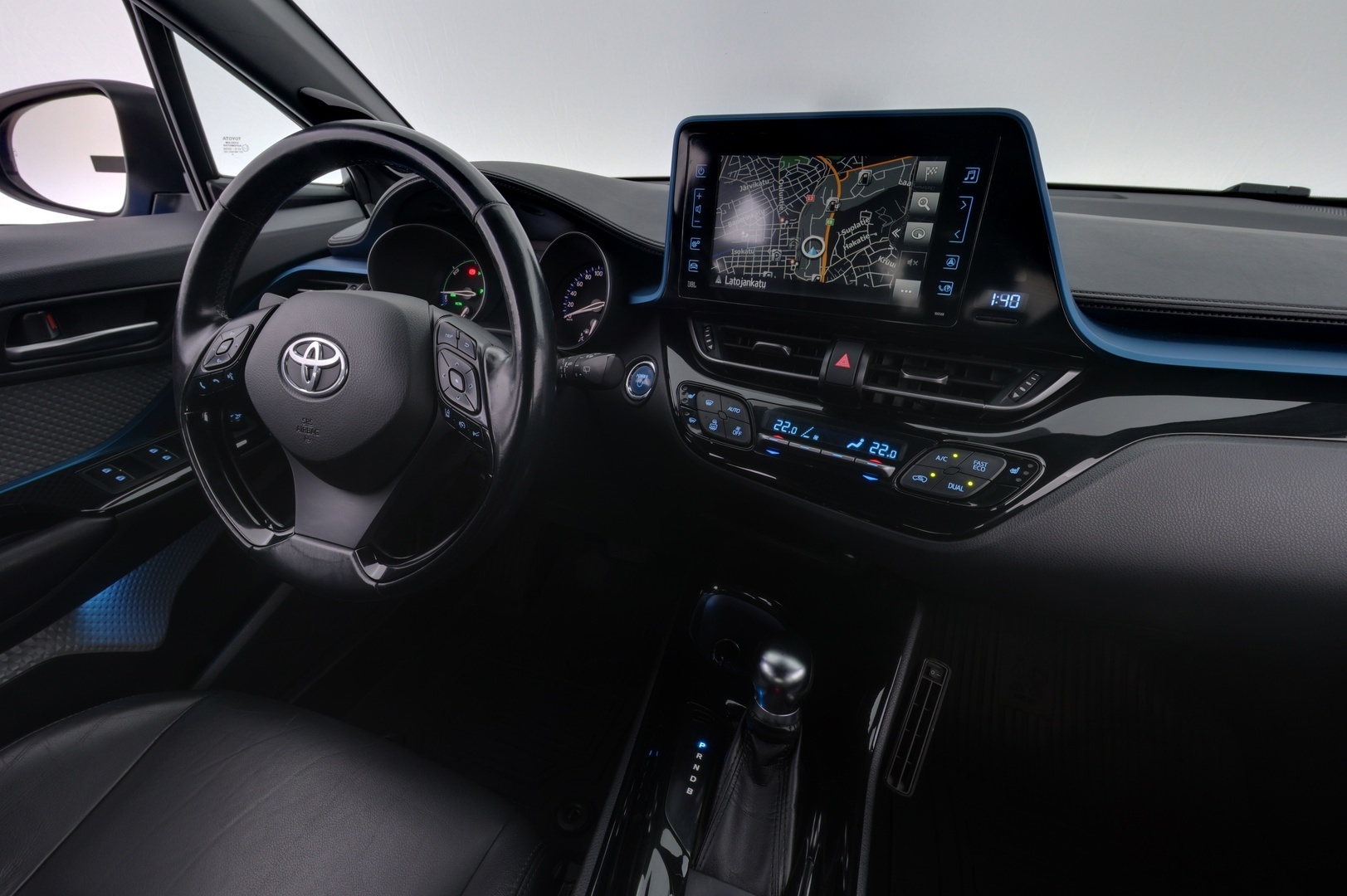 TOYOTA C-HR 2018