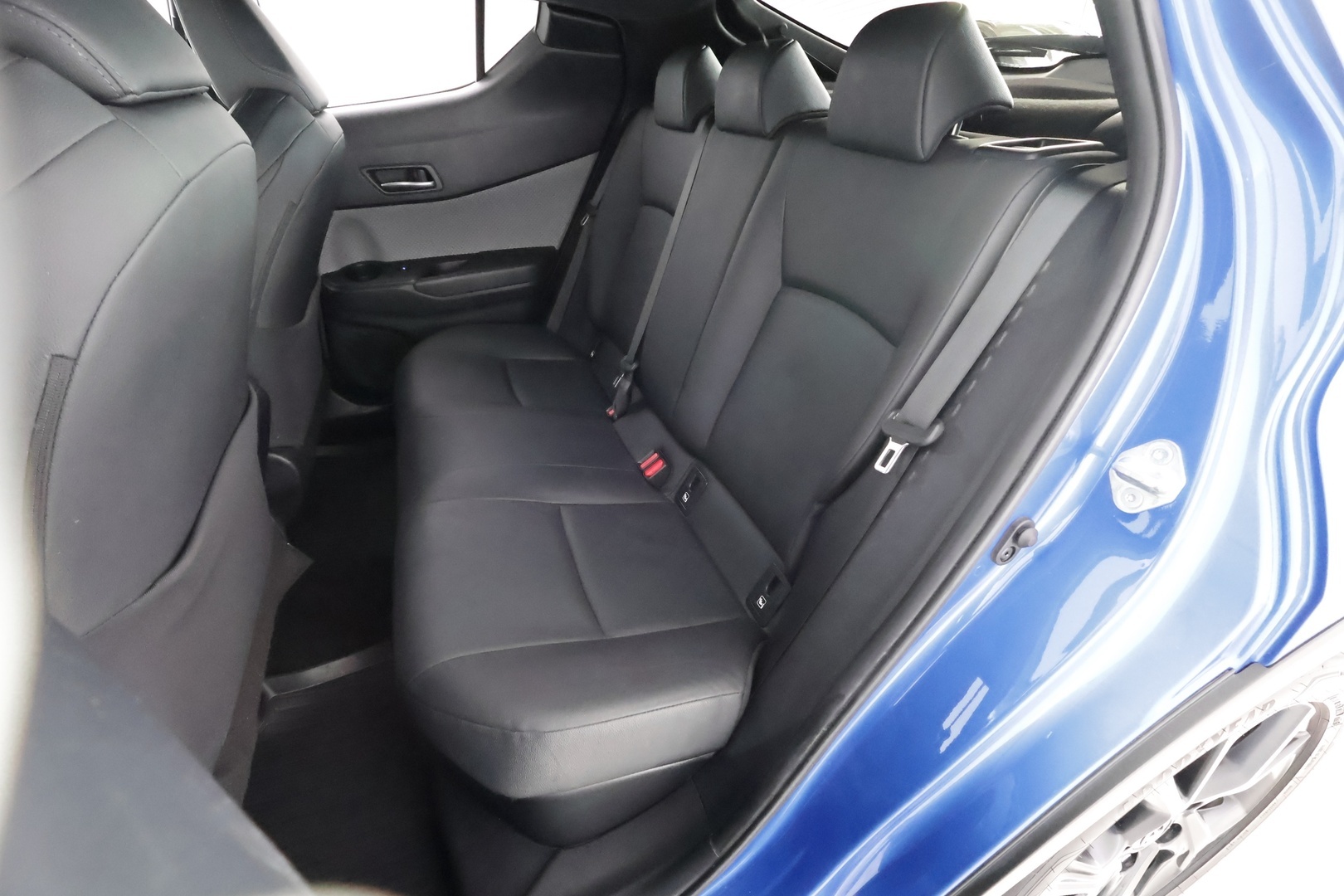 TOYOTA C-HR 2018