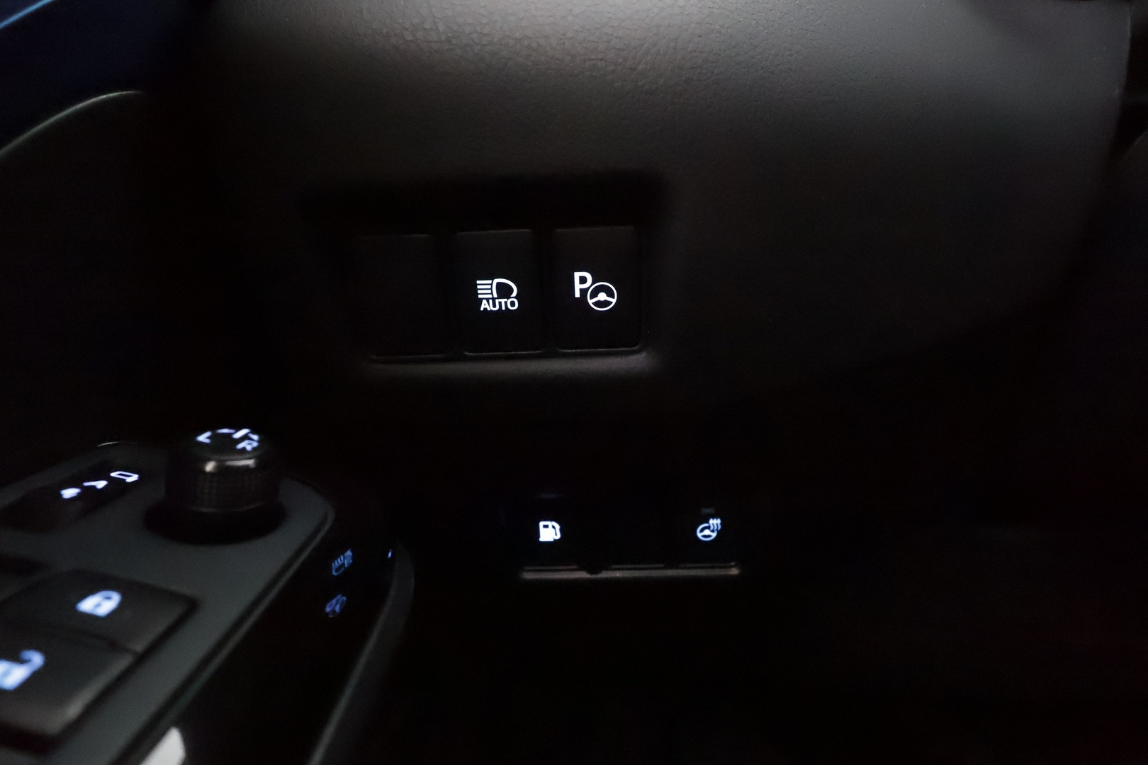 TOYOTA C-HR 2018