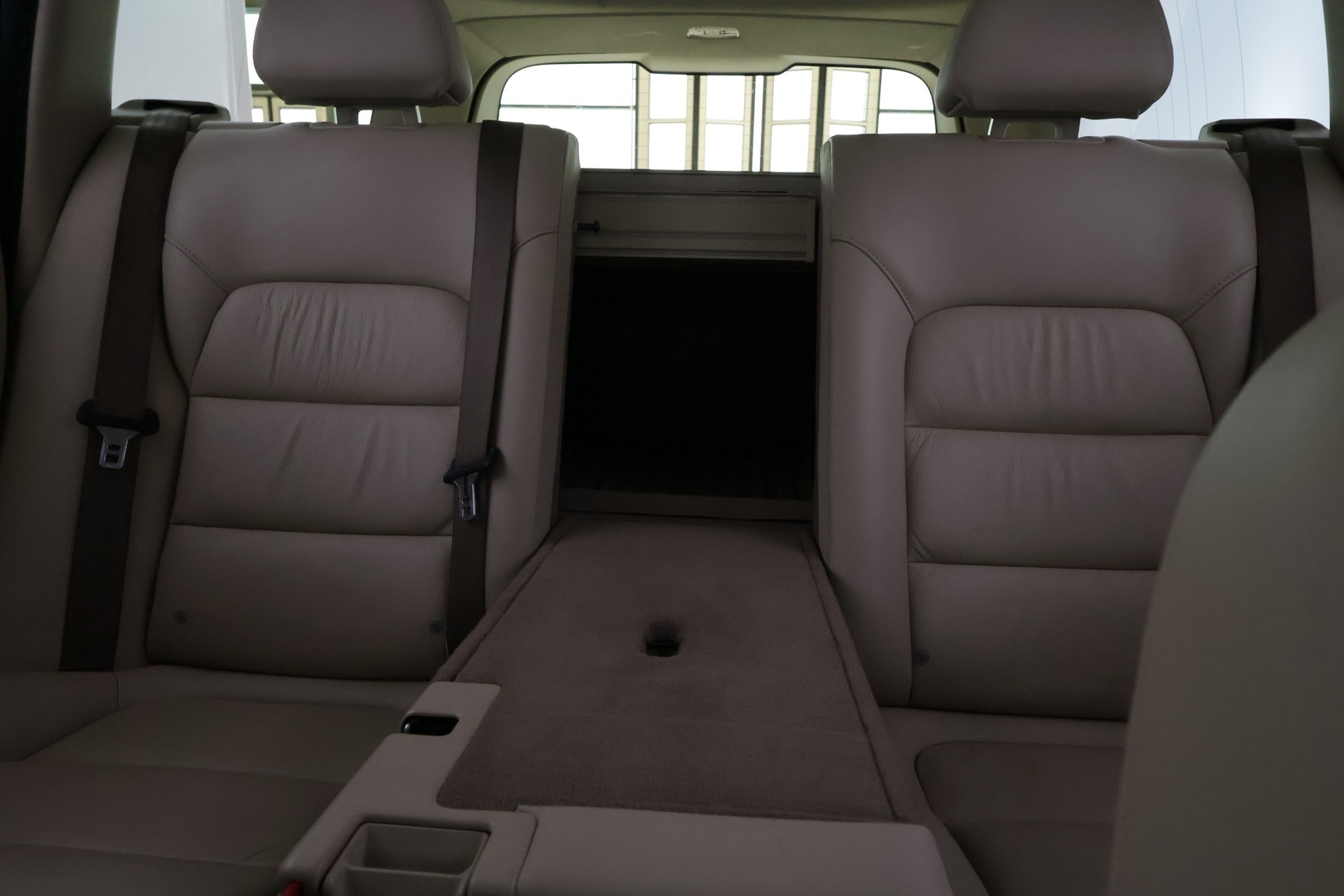 VOLVO V70 2014