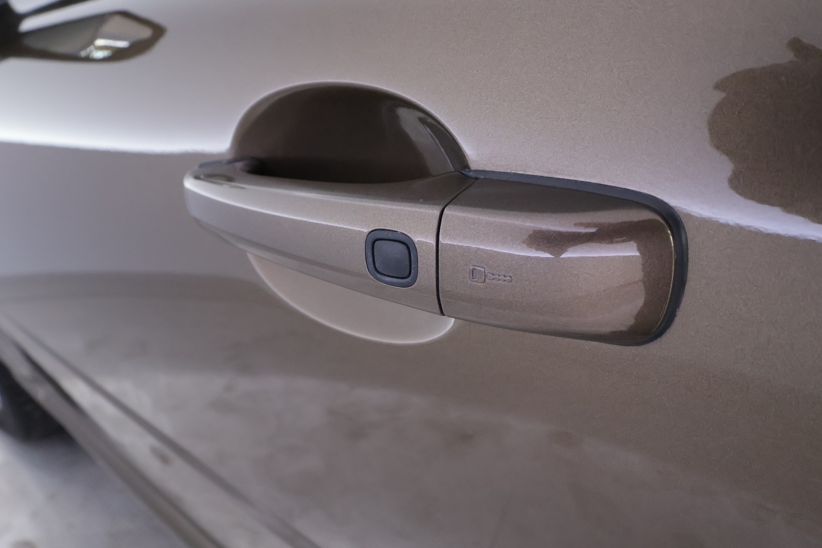 VOLVO V70 2014
