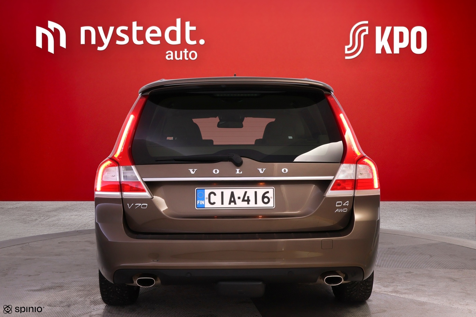 VOLVO V70 2014