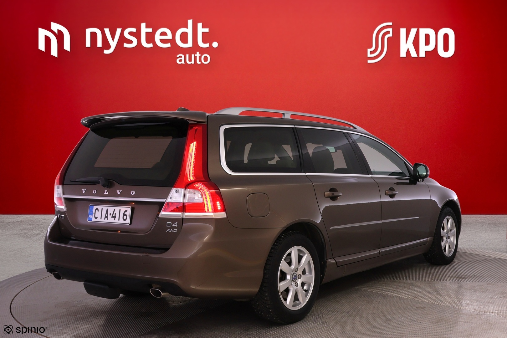 VOLVO V70 2014