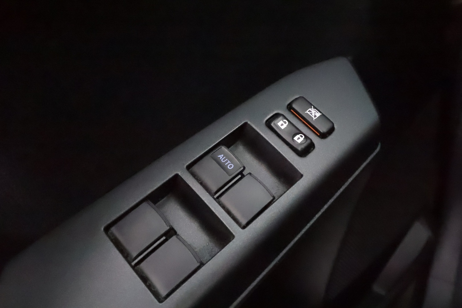 TOYOTA RAV4 2016