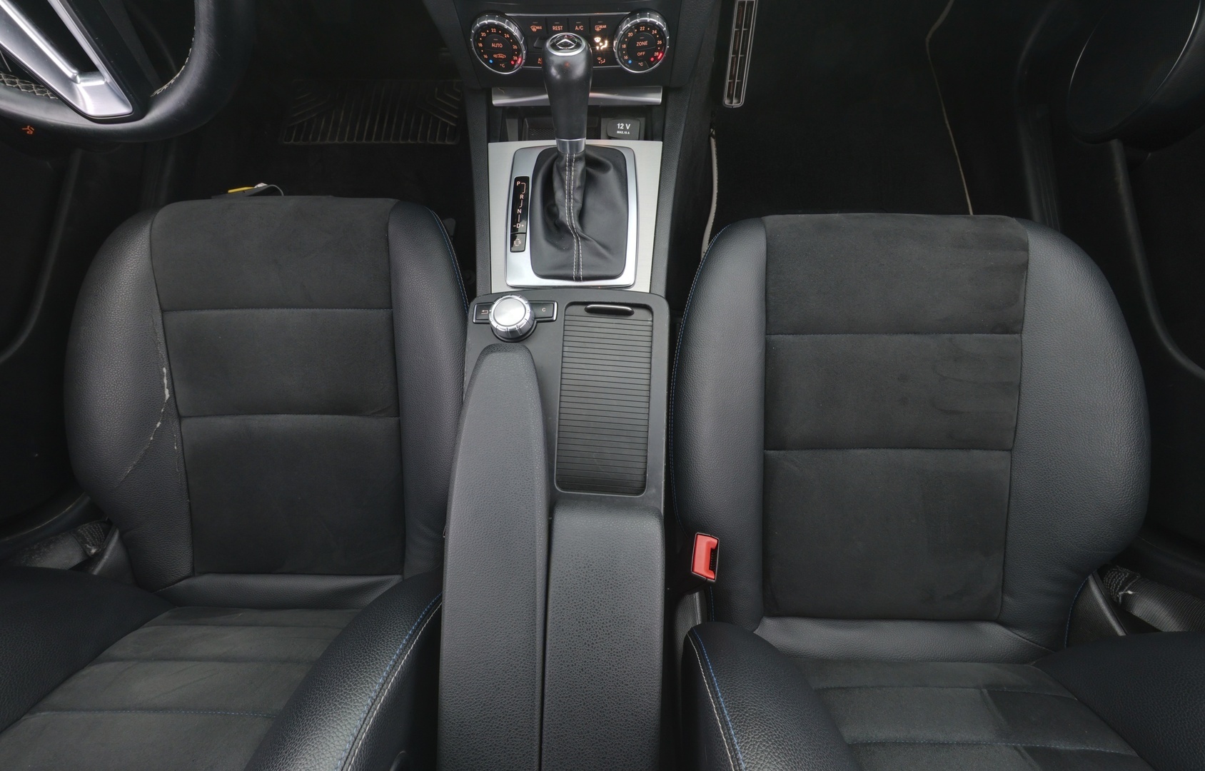 MERCEDES-BENZ C 2013