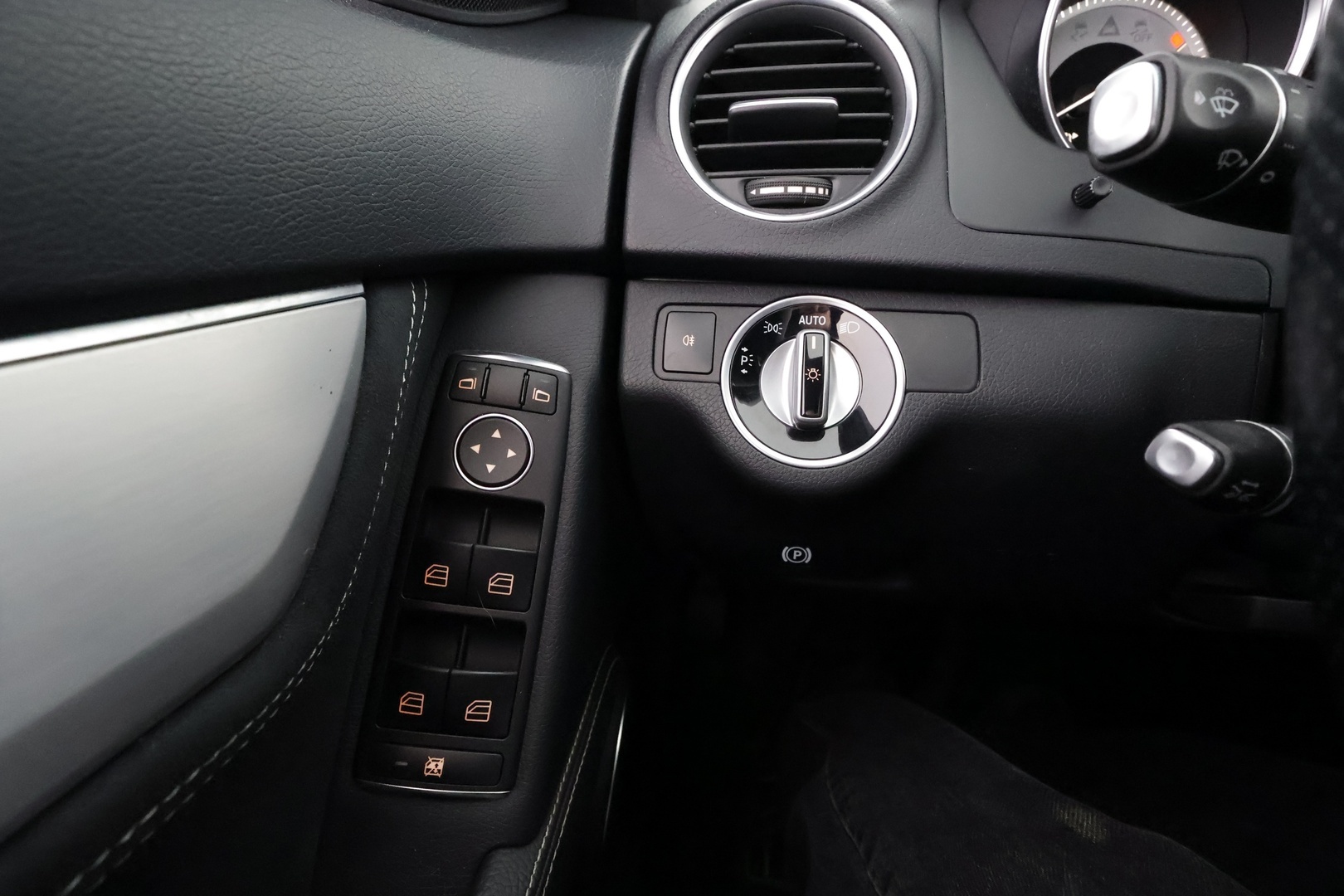 MERCEDES-BENZ C 2013