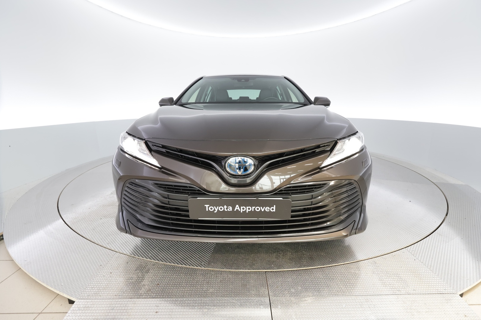 TOYOTA Camry 2019
