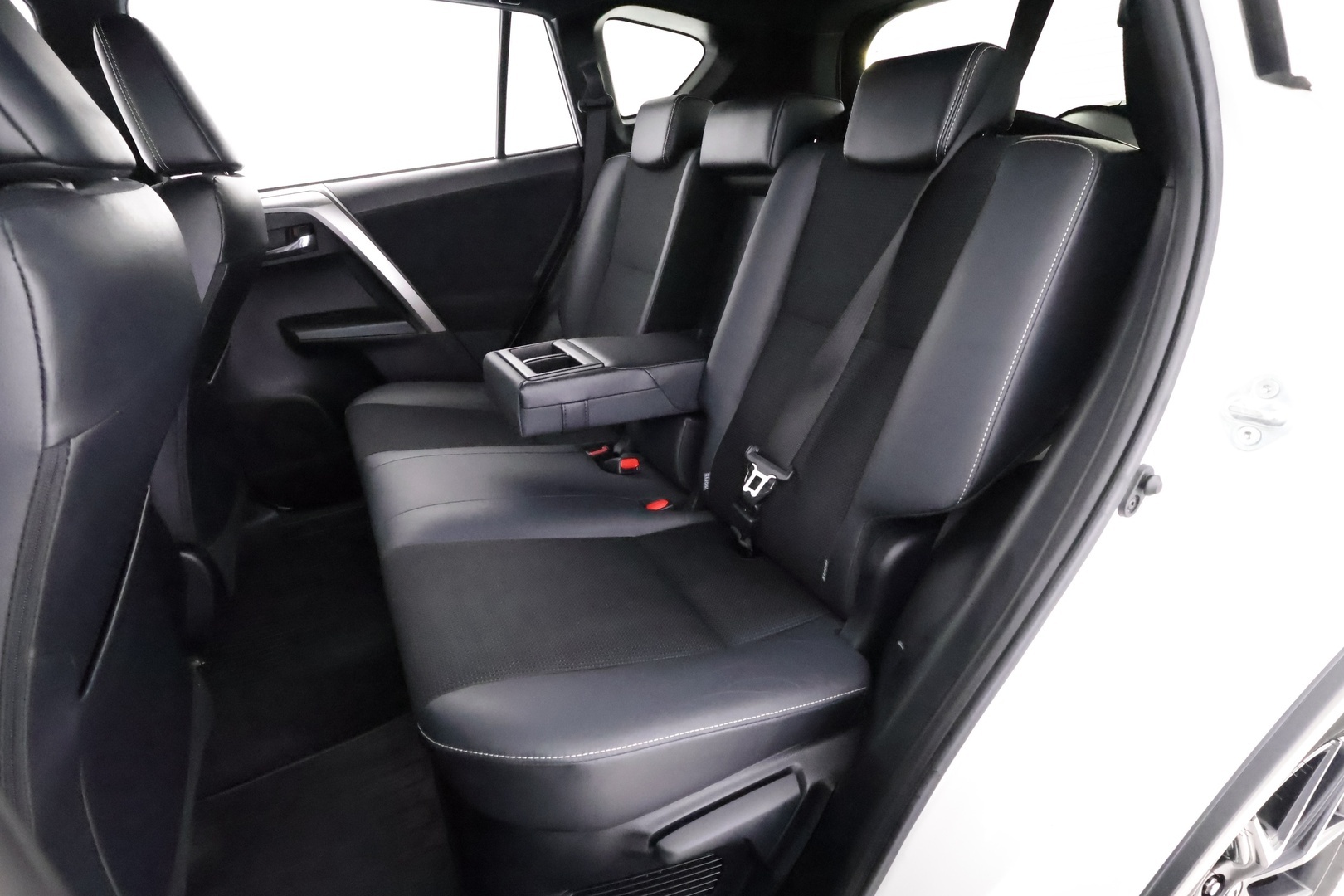 TOYOTA RAV4 2018