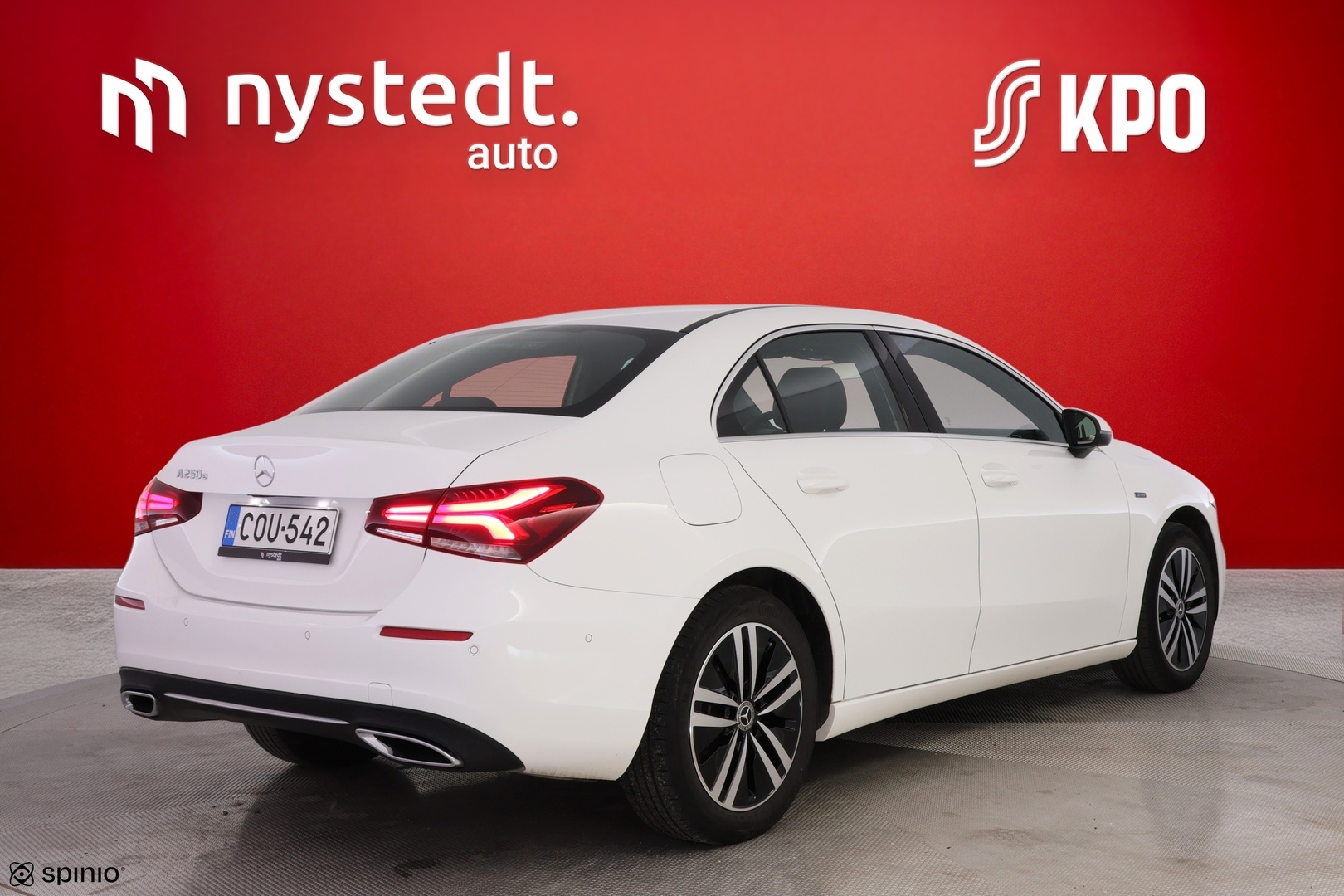 MERCEDES-BENZ A 2020