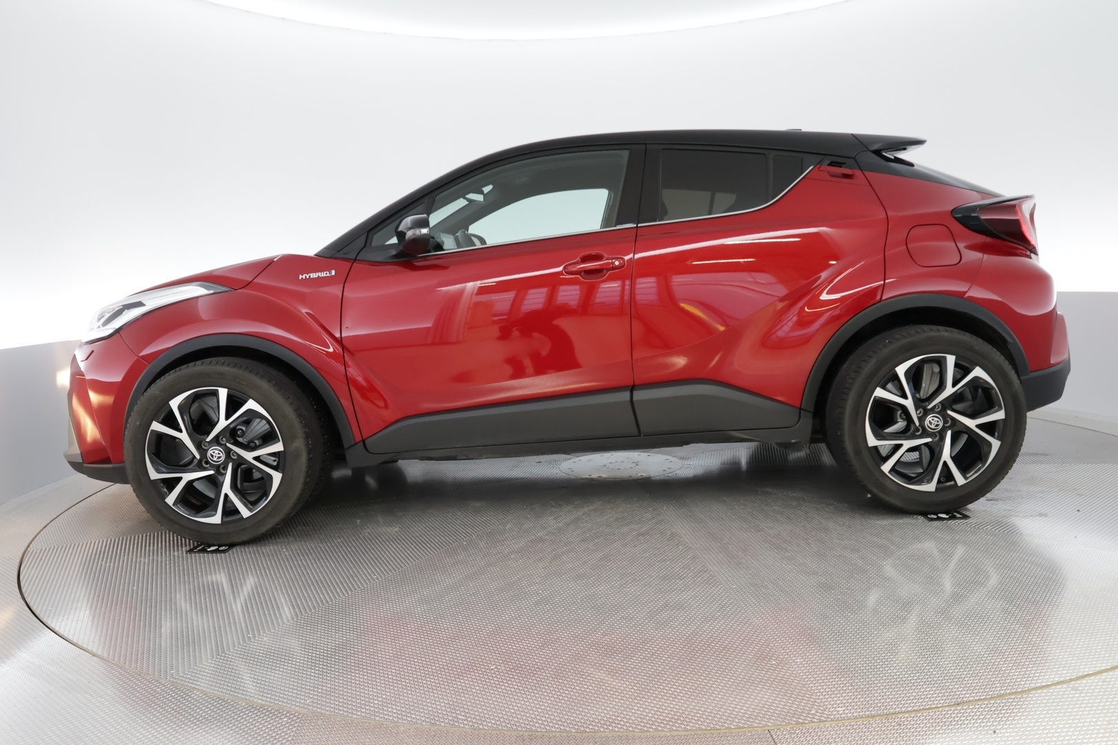 TOYOTA C-HR 2021