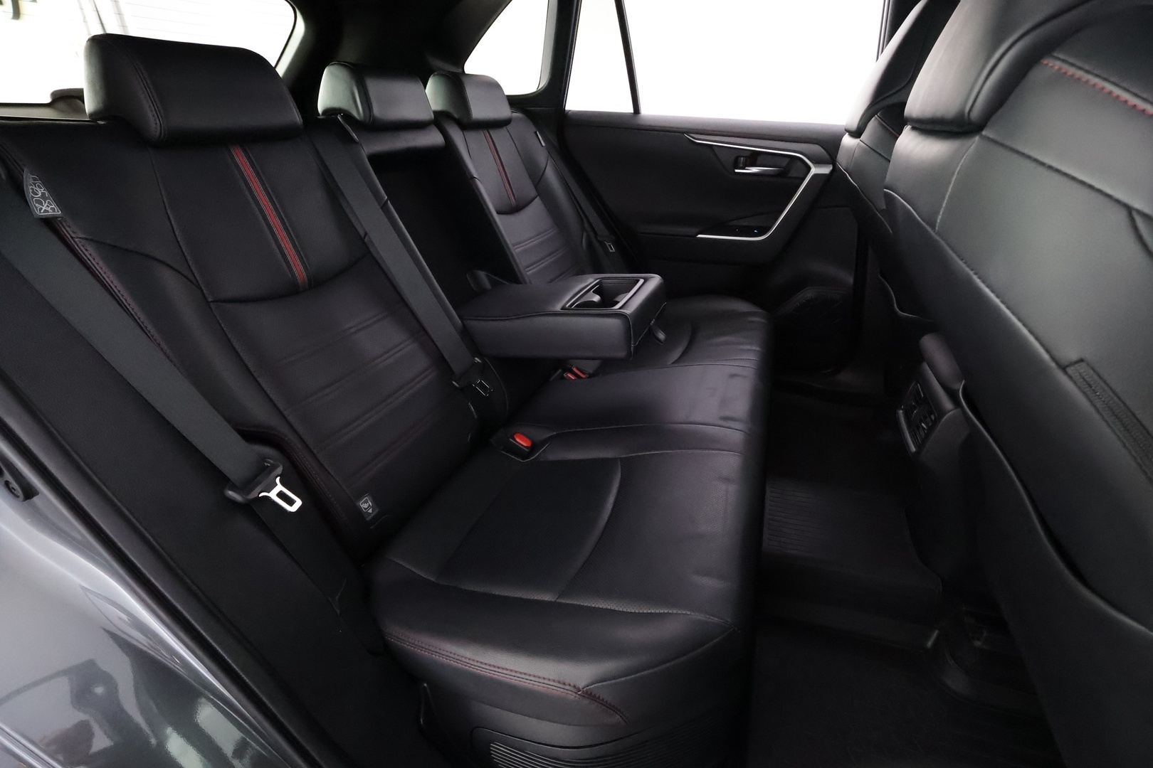 TOYOTA RAV4 Plug-in 2021