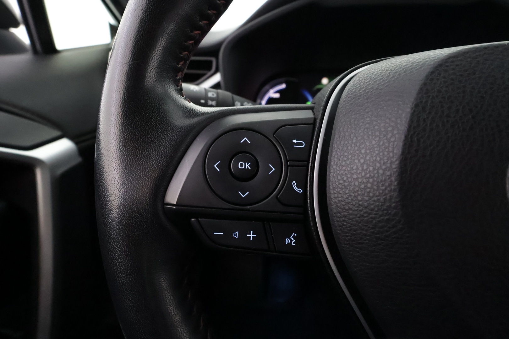 TOYOTA RAV4 Plug-in 2021