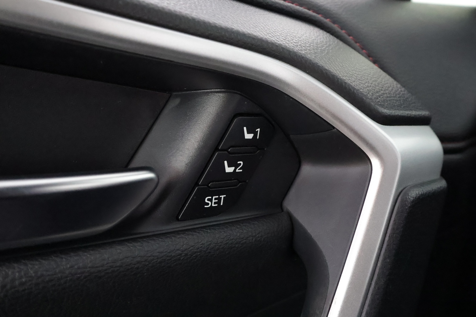 TOYOTA RAV4 Plug-in 2021