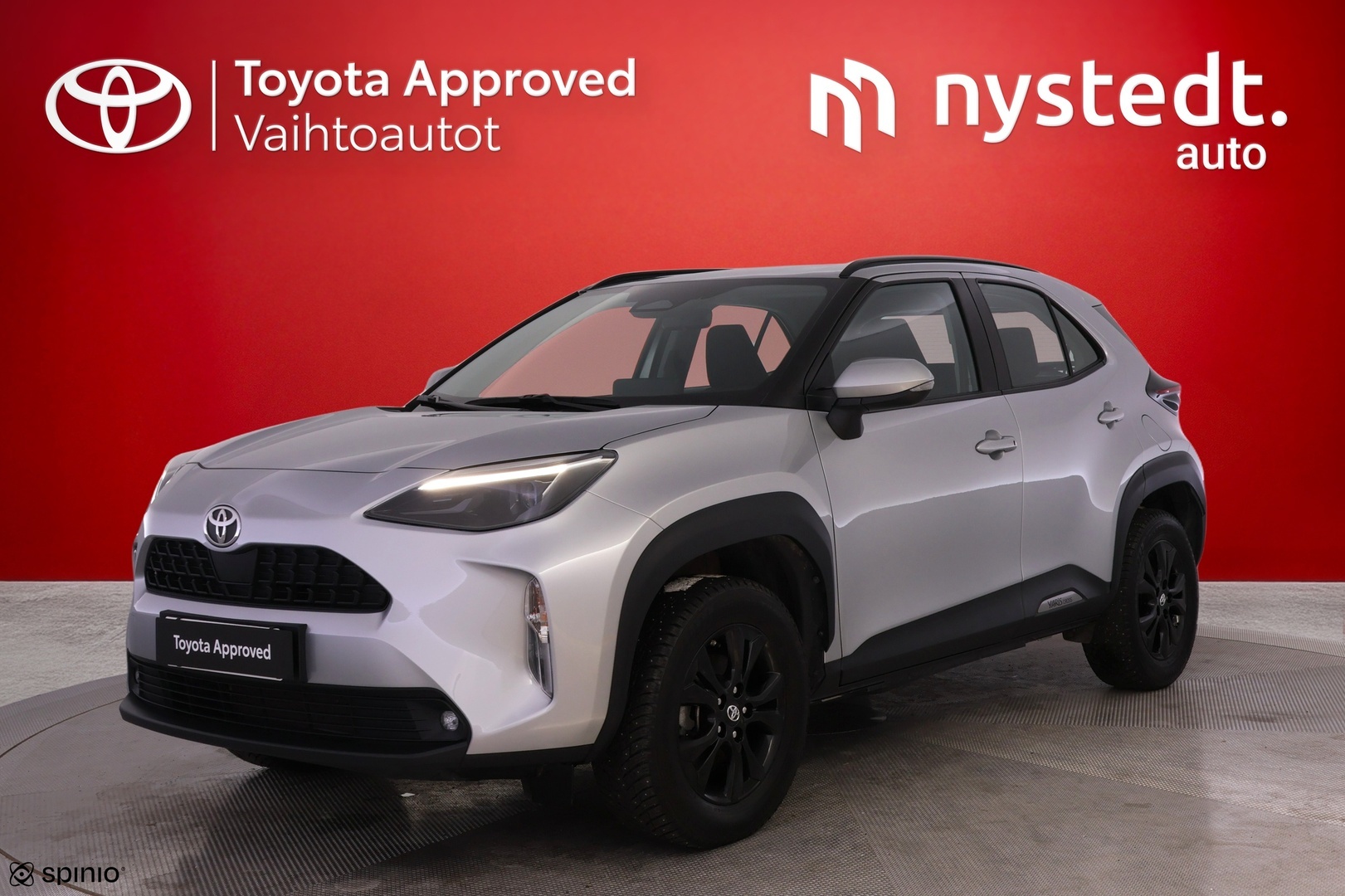 TOYOTA Yaris Cross 2025