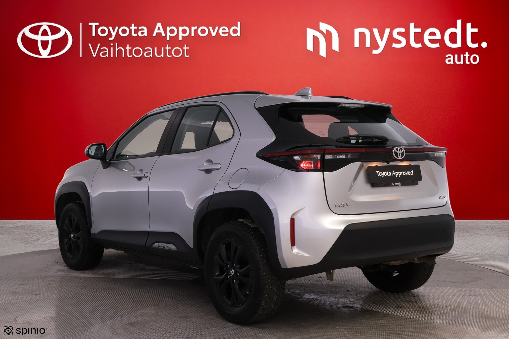 TOYOTA Yaris Cross 2025
