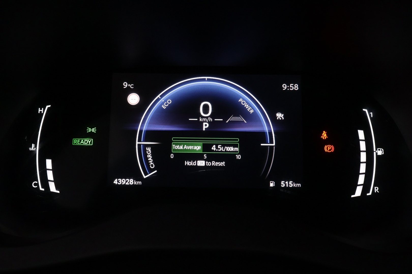 TOYOTA Yaris Cross 2025