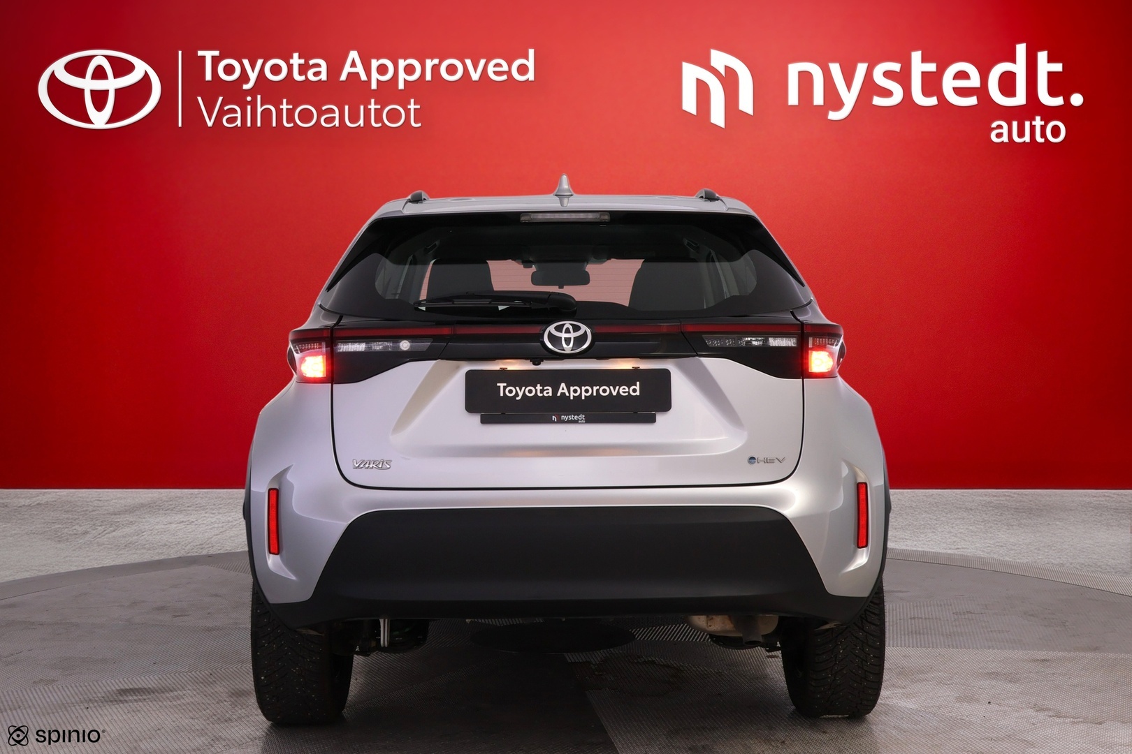 TOYOTA Yaris Cross 2025
