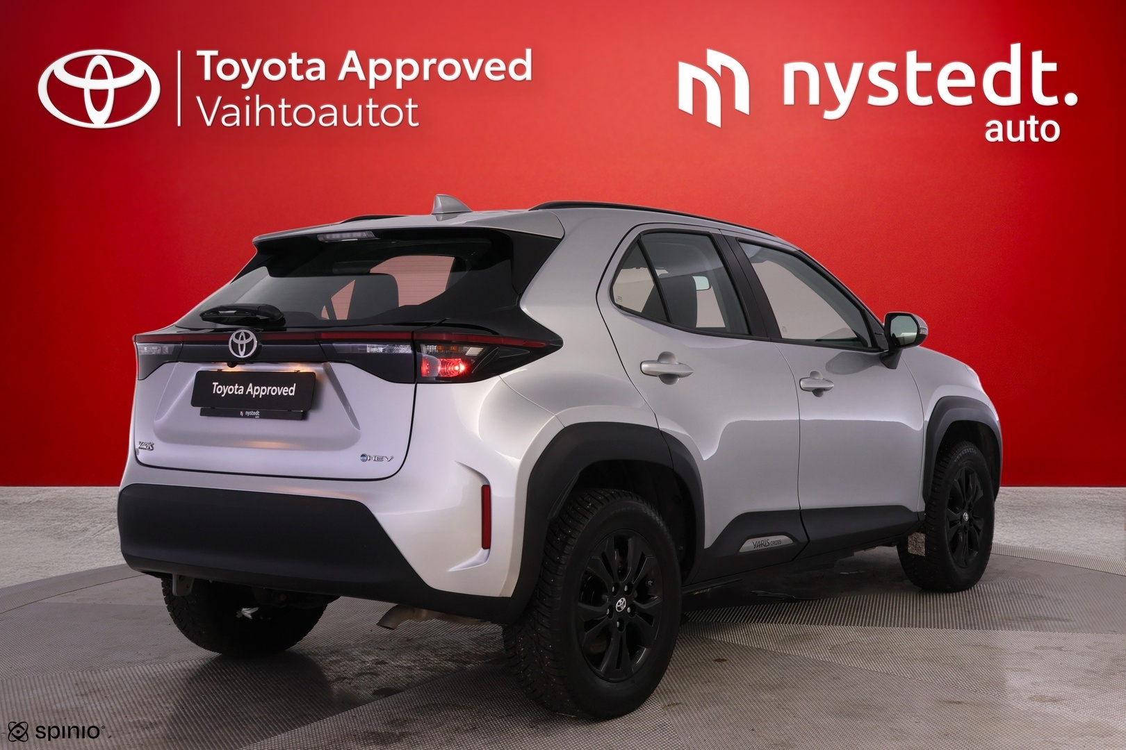 TOYOTA Yaris Cross 2025