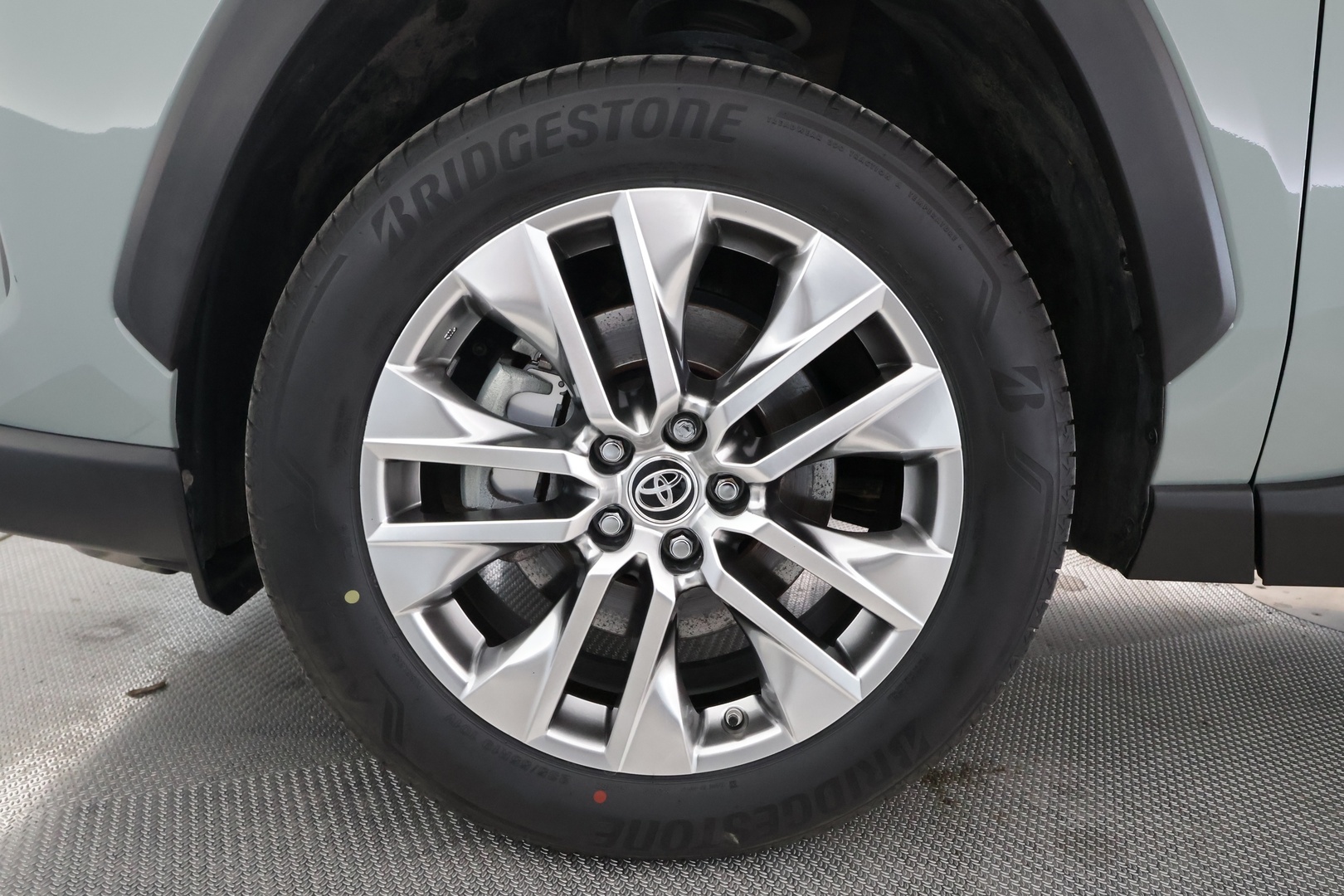 TOYOTA RAV4 2023