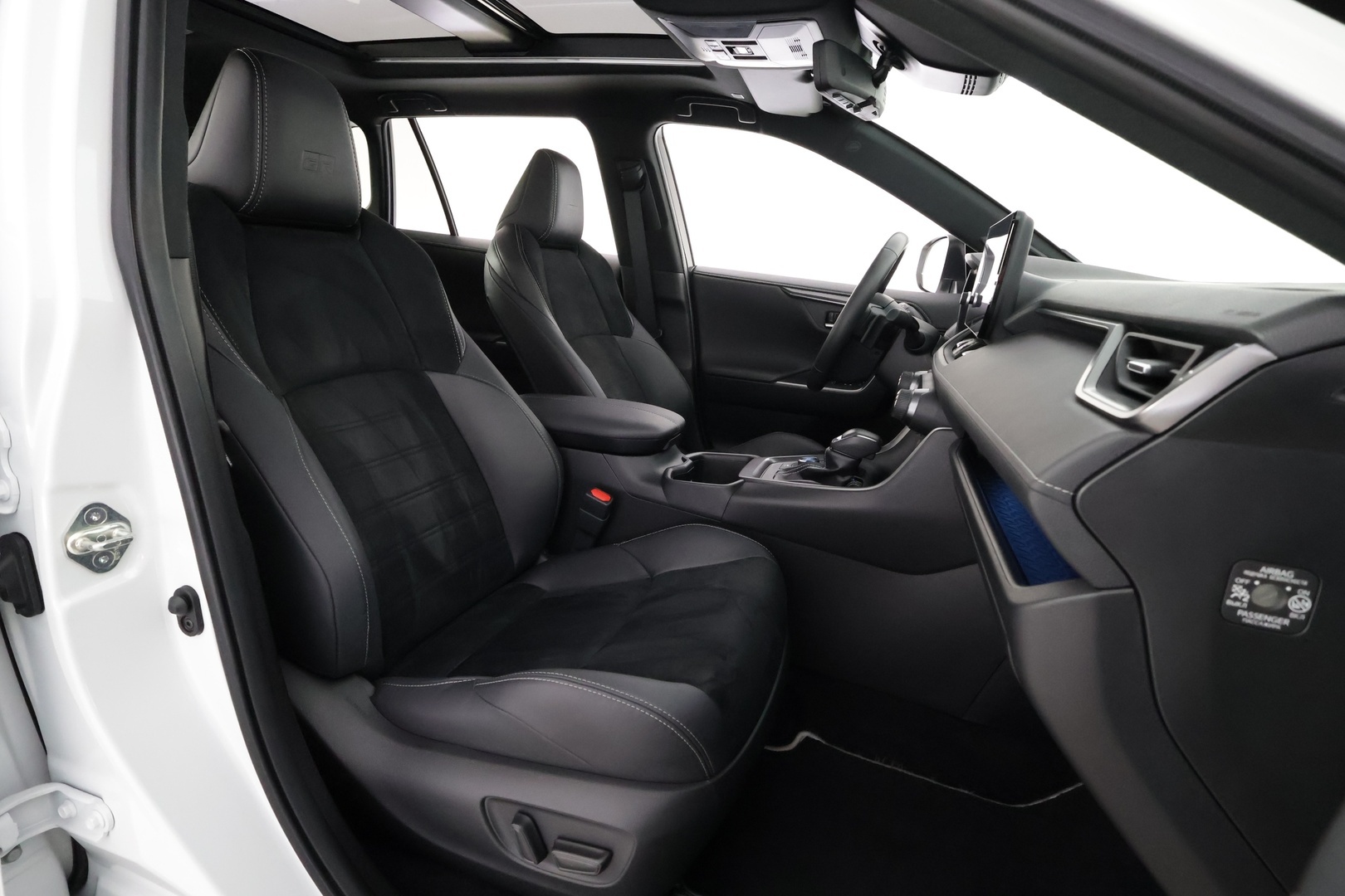TOYOTA RAV4 2023