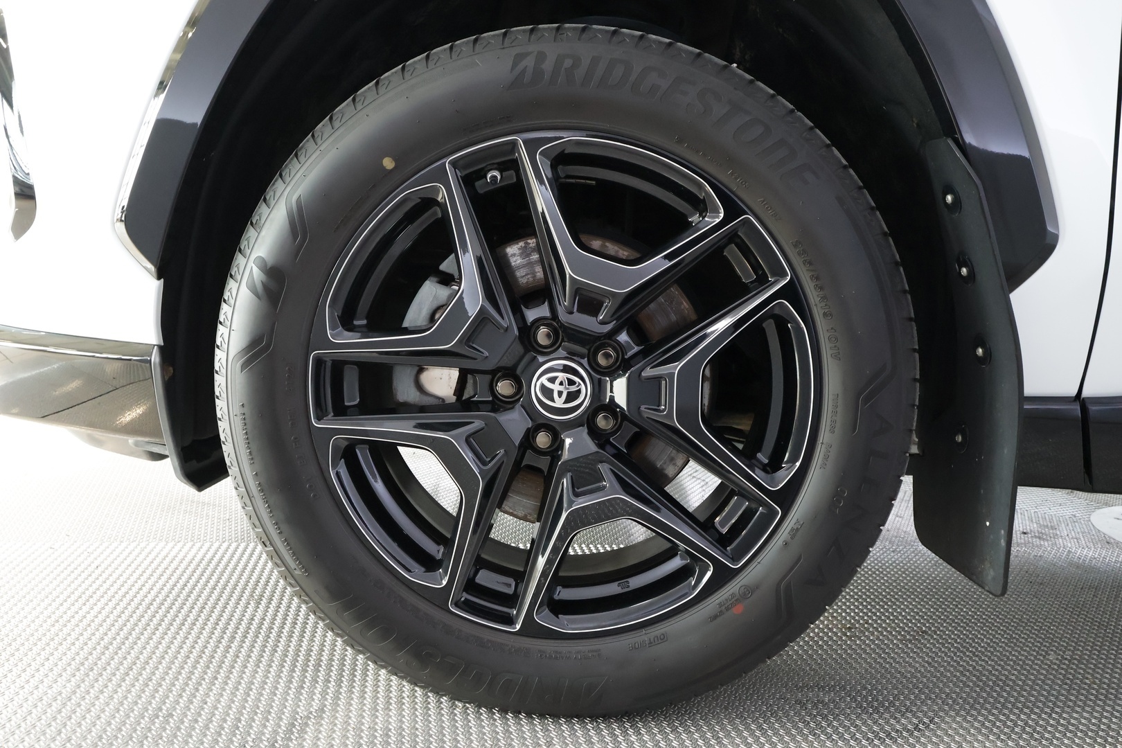TOYOTA RAV4 2023