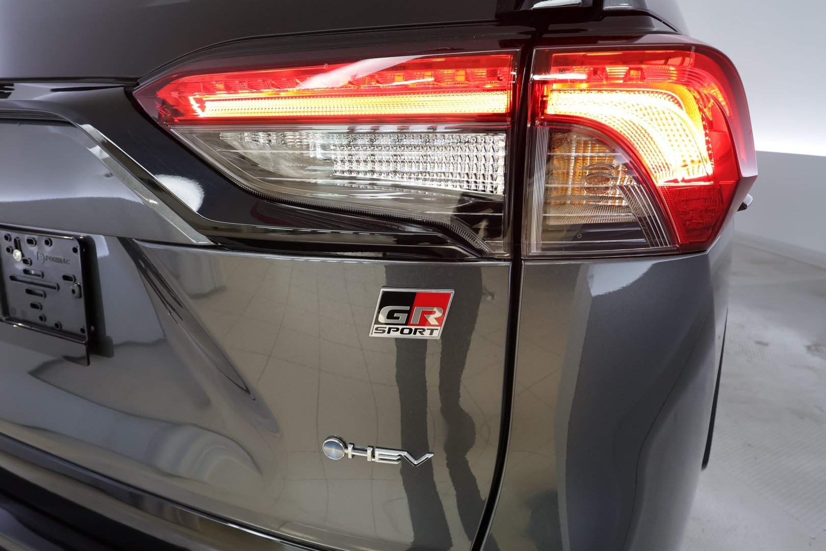 TOYOTA RAV4 2025