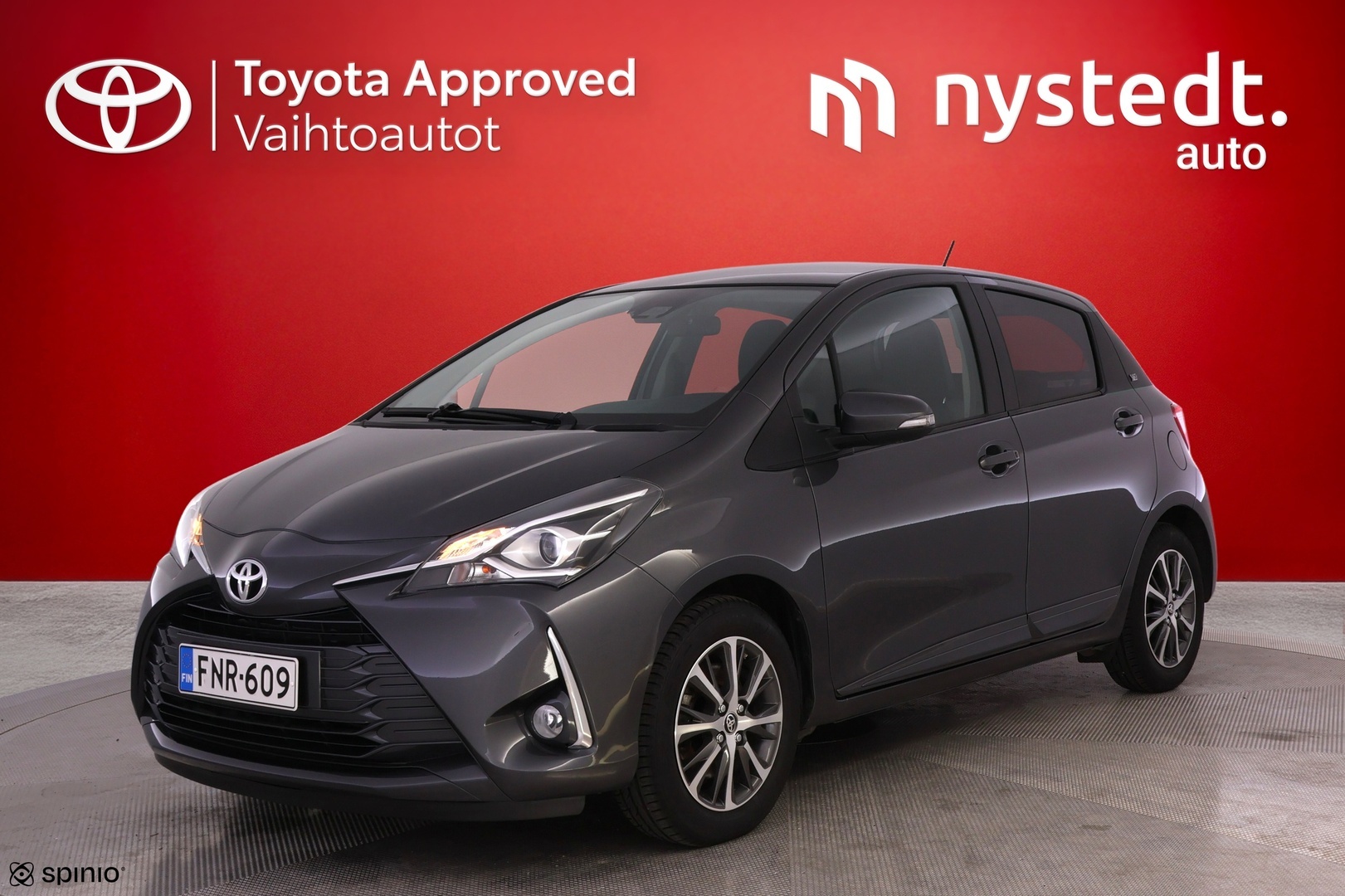 TOYOTA Yaris 2019