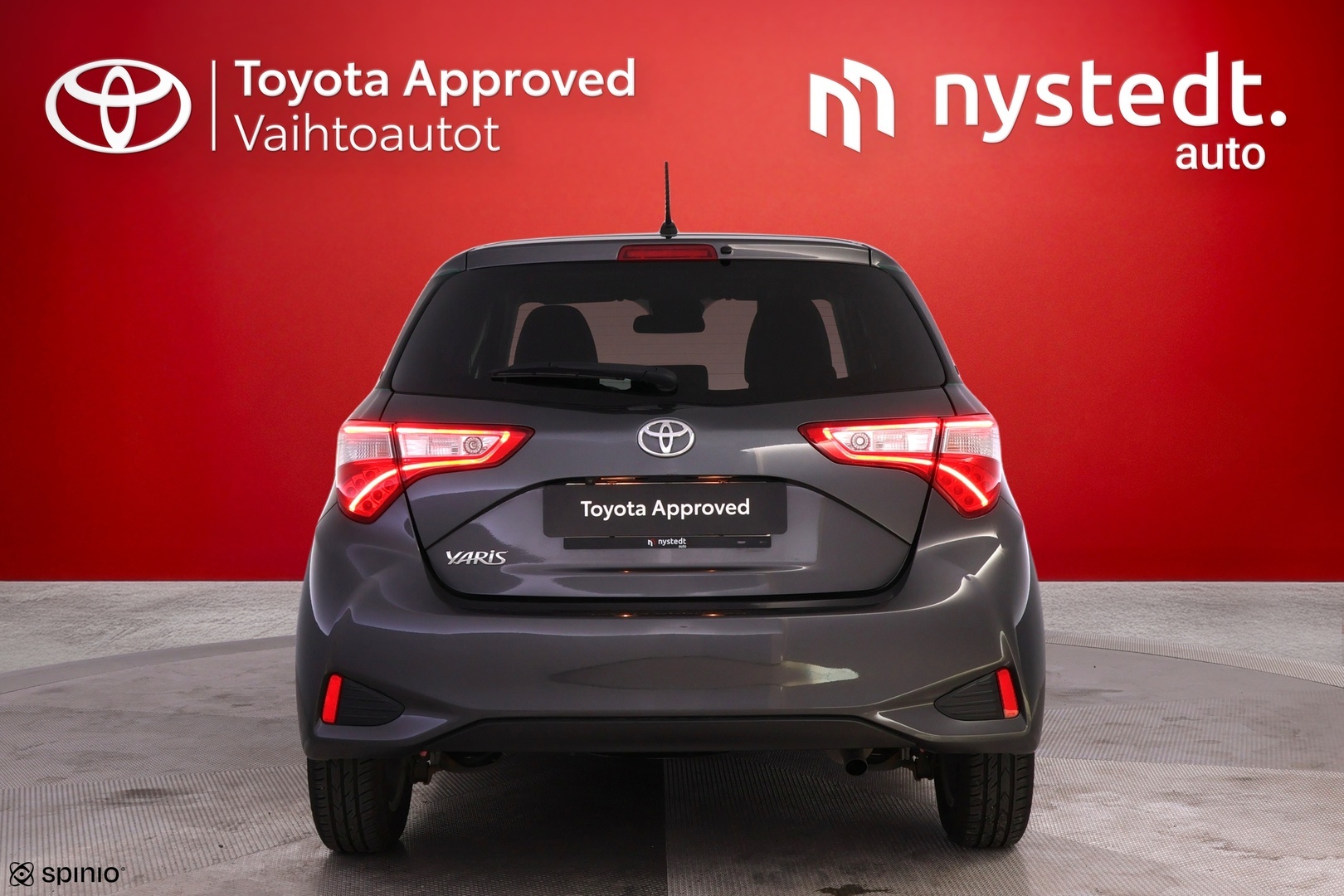 TOYOTA Yaris 2019