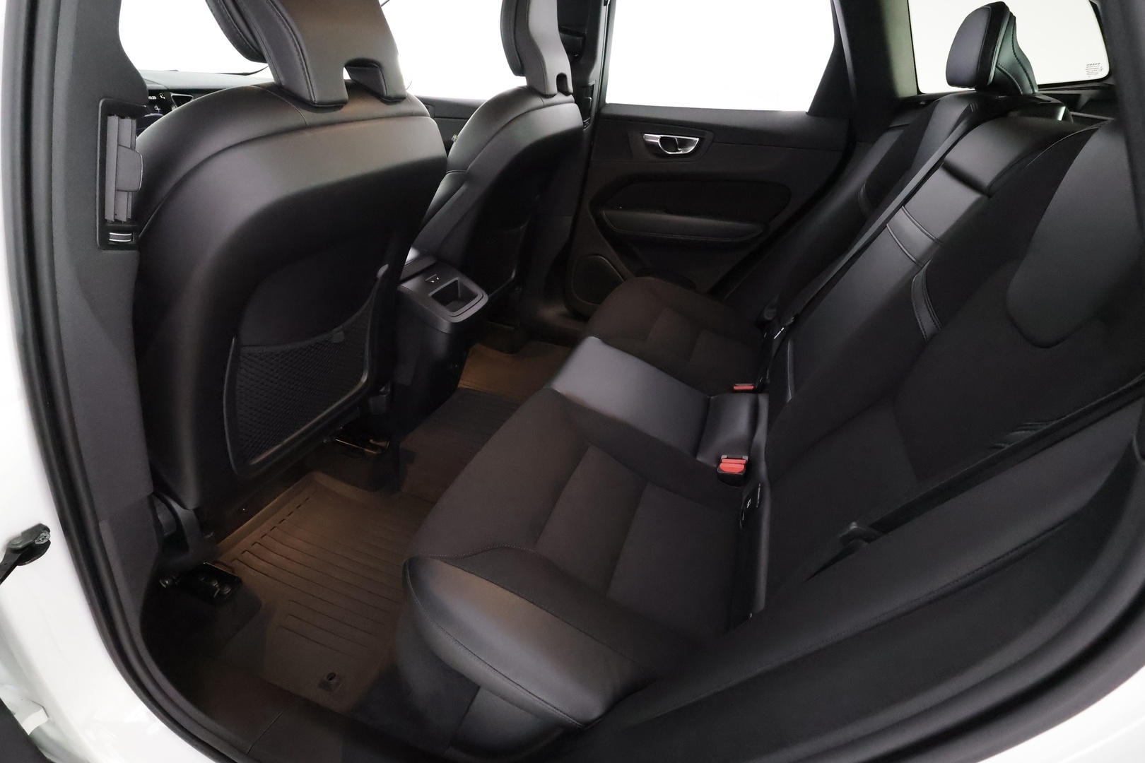 VOLVO XC60 12
