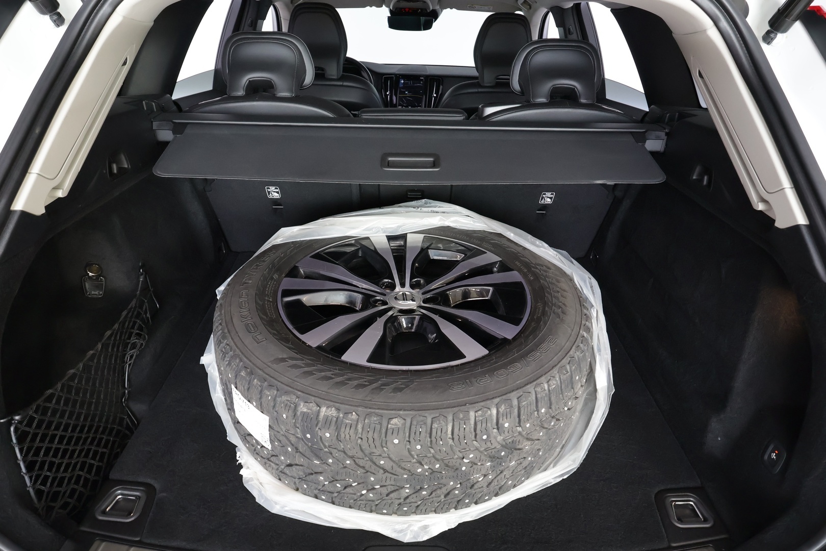 VOLVO XC60 14