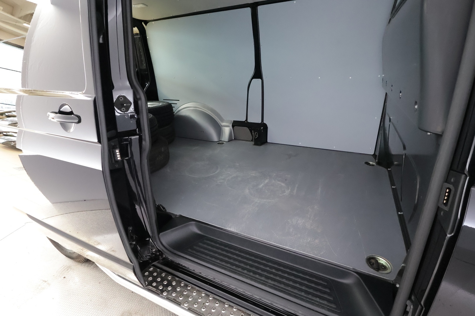 VOLKSWAGEN Transporter 2021