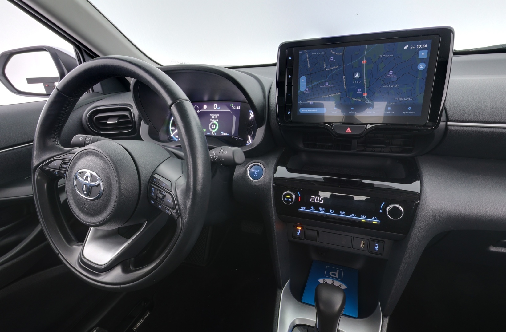 TOYOTA Yaris Cross 2024