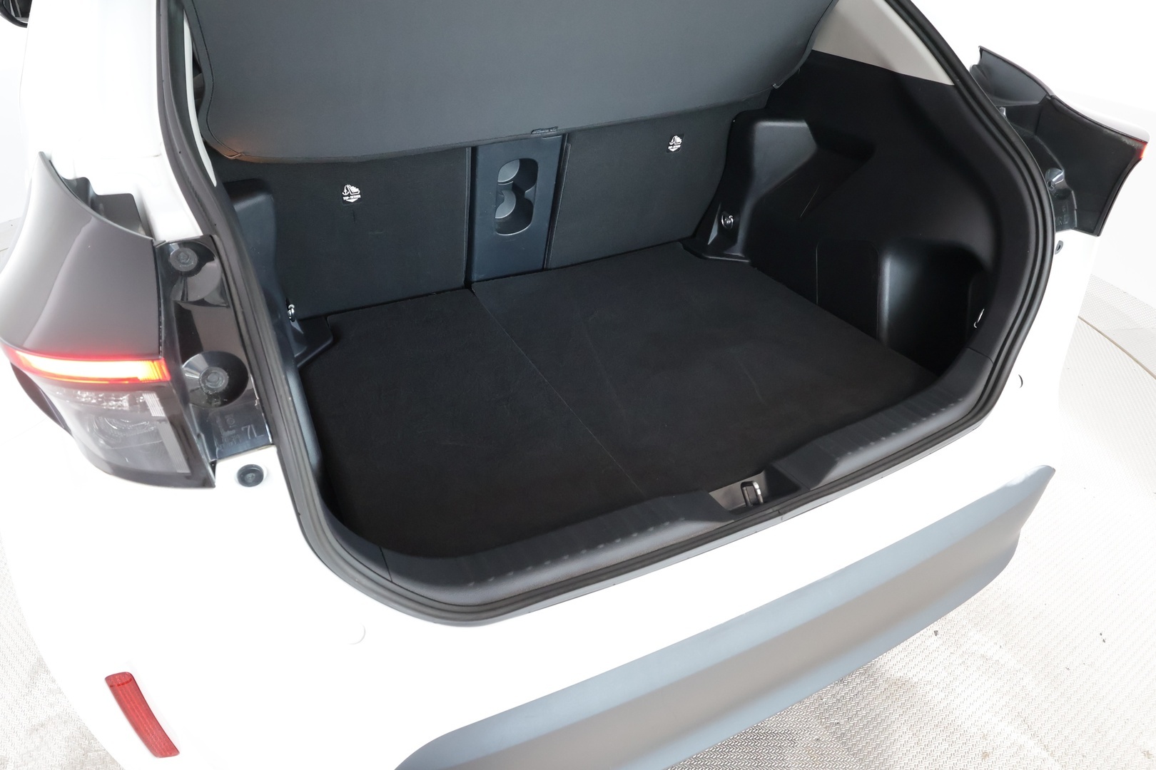 TOYOTA Yaris Cross 2024