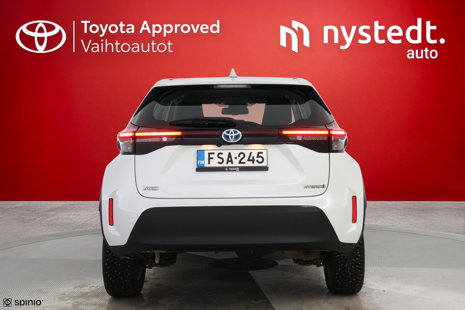 TOYOTA Yaris Cross 2024