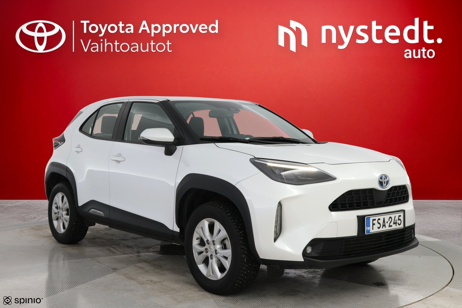 TOYOTA Yaris Cross 2024