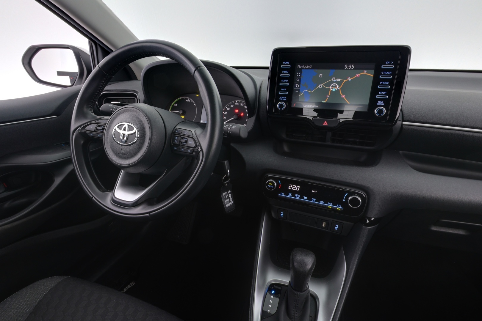 TOYOTA YARIS 2022