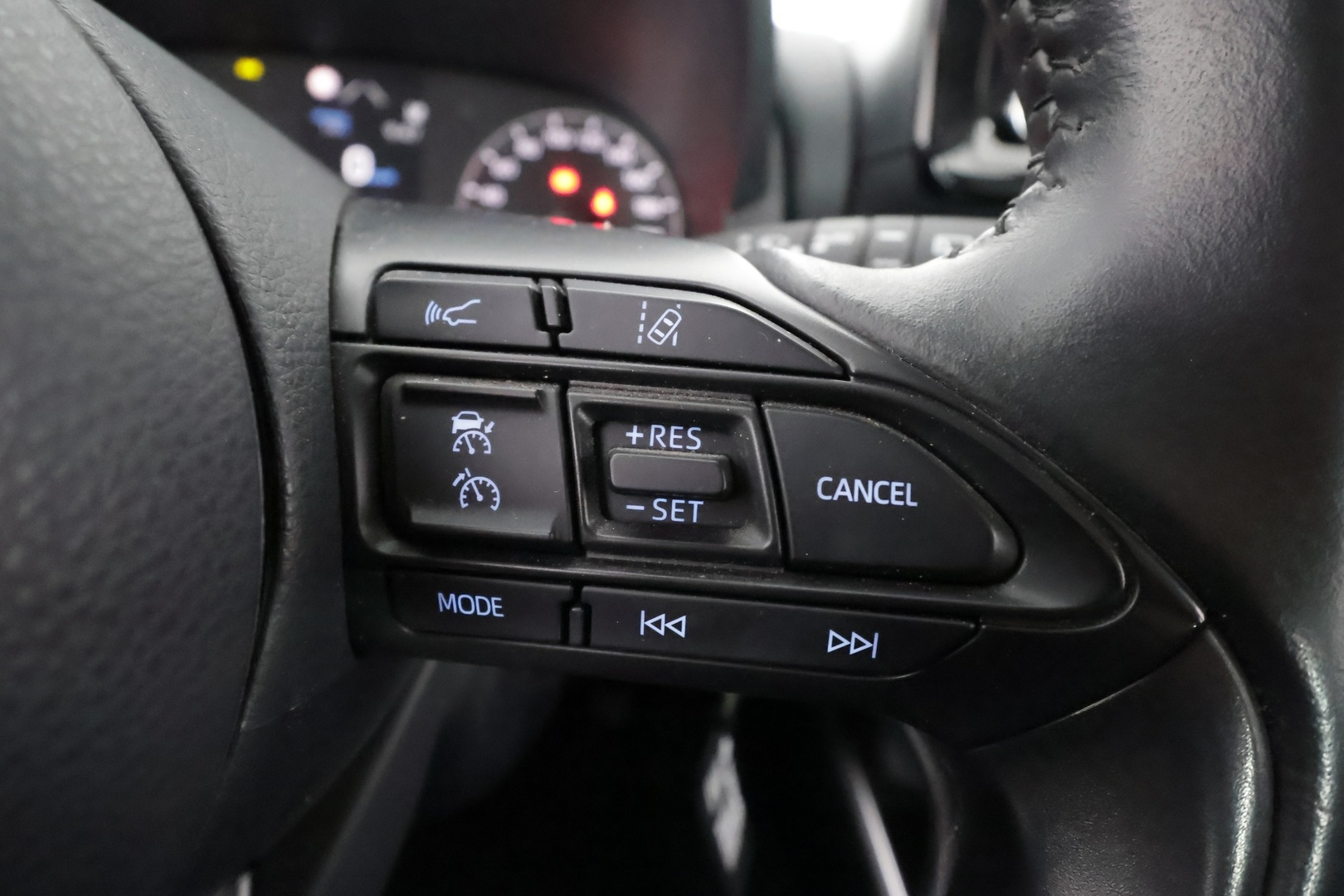 TOYOTA YARIS 2022