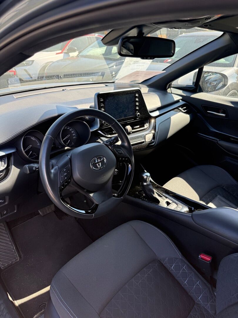 TOYOTA C-HR 2022