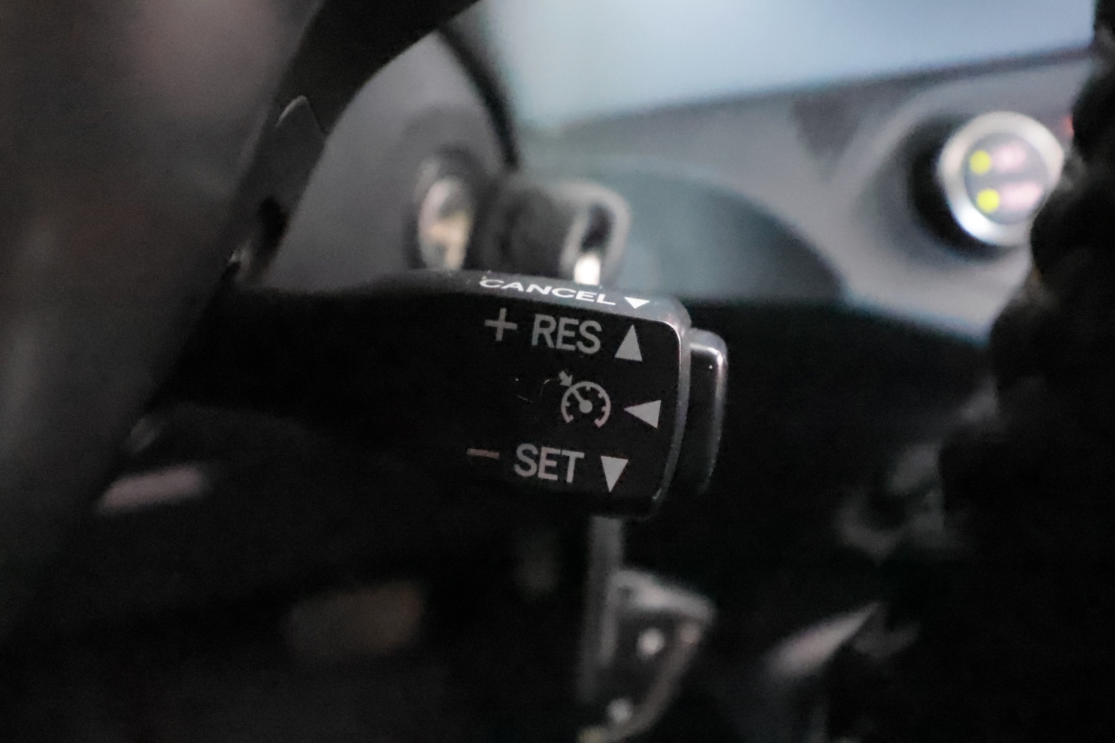 TOYOTA Yaris 2015