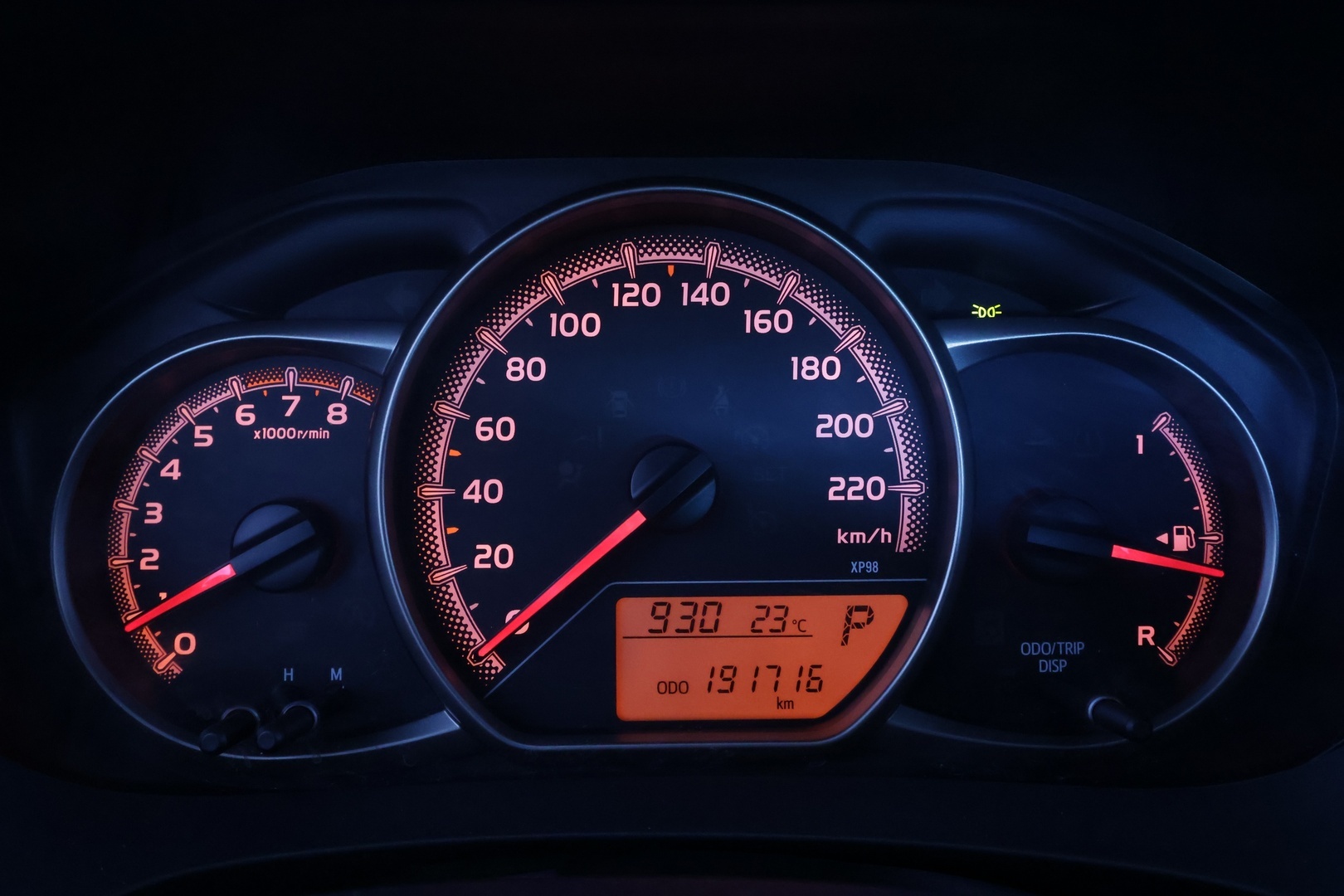 TOYOTA Yaris 2015