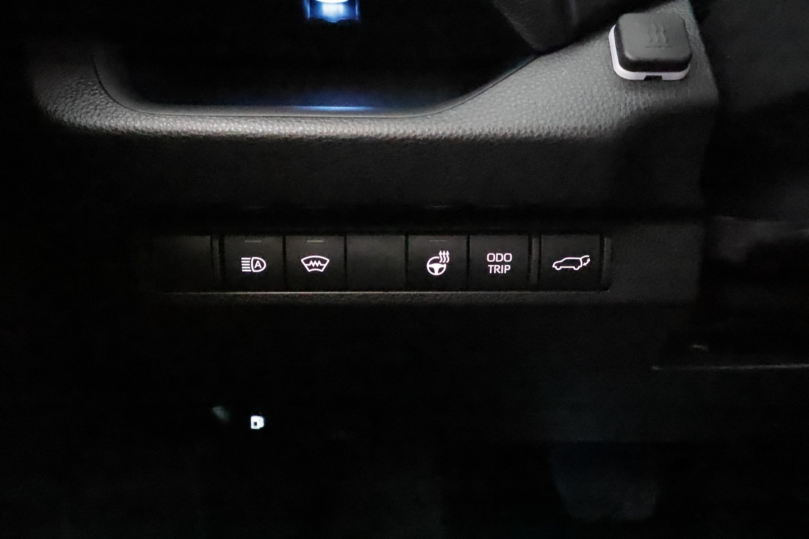 TOYOTA RAV4 Plug-in 2025