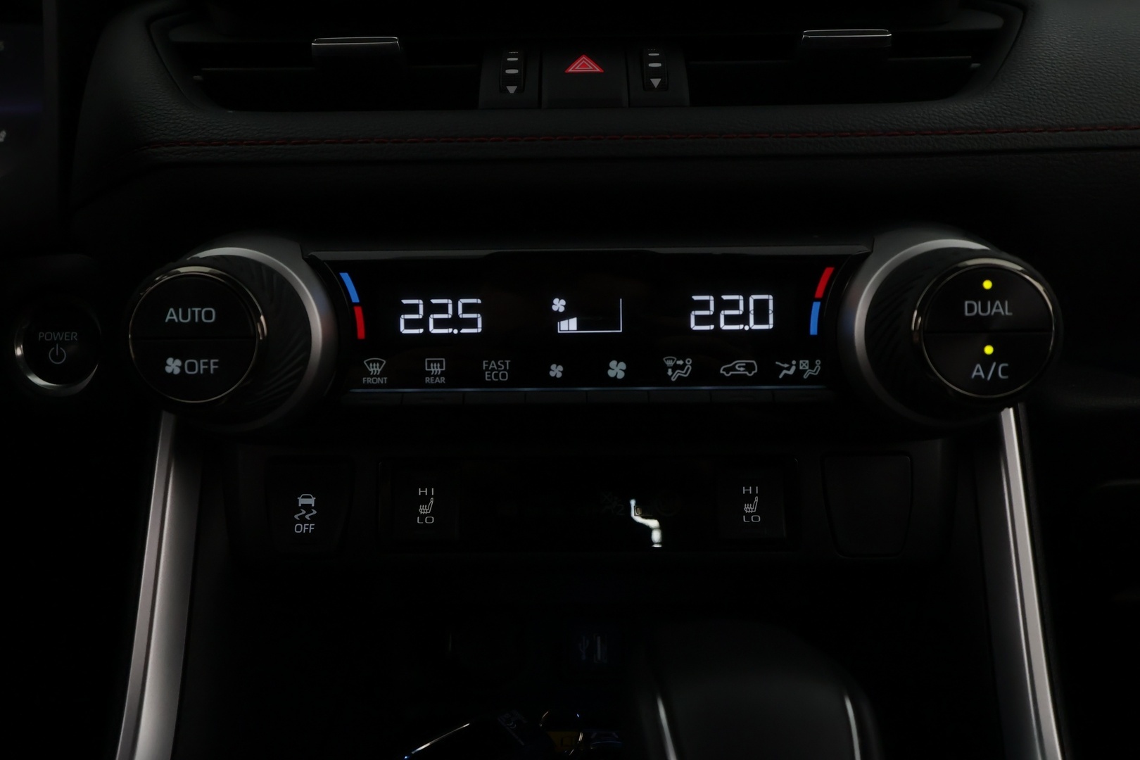 TOYOTA RAV4 Plug-in 2025