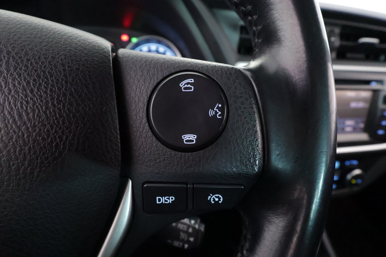 TOYOTA Auris 2014