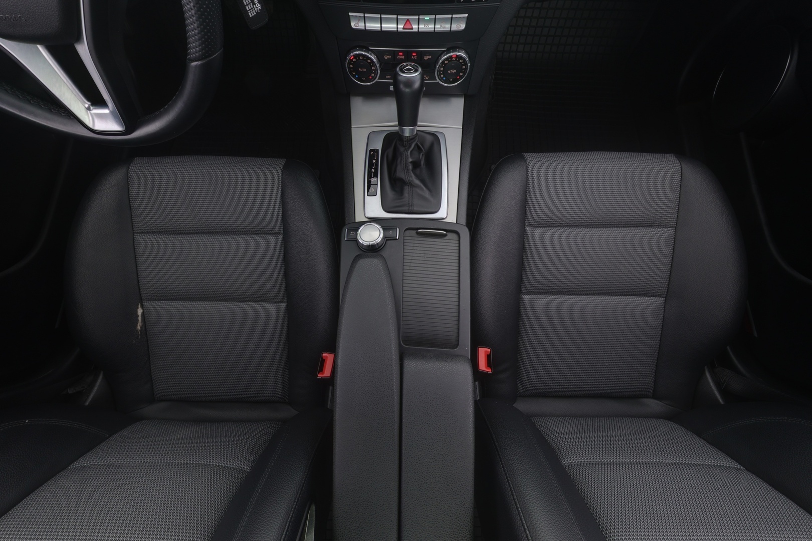 MERCEDES-BENZ C 2014