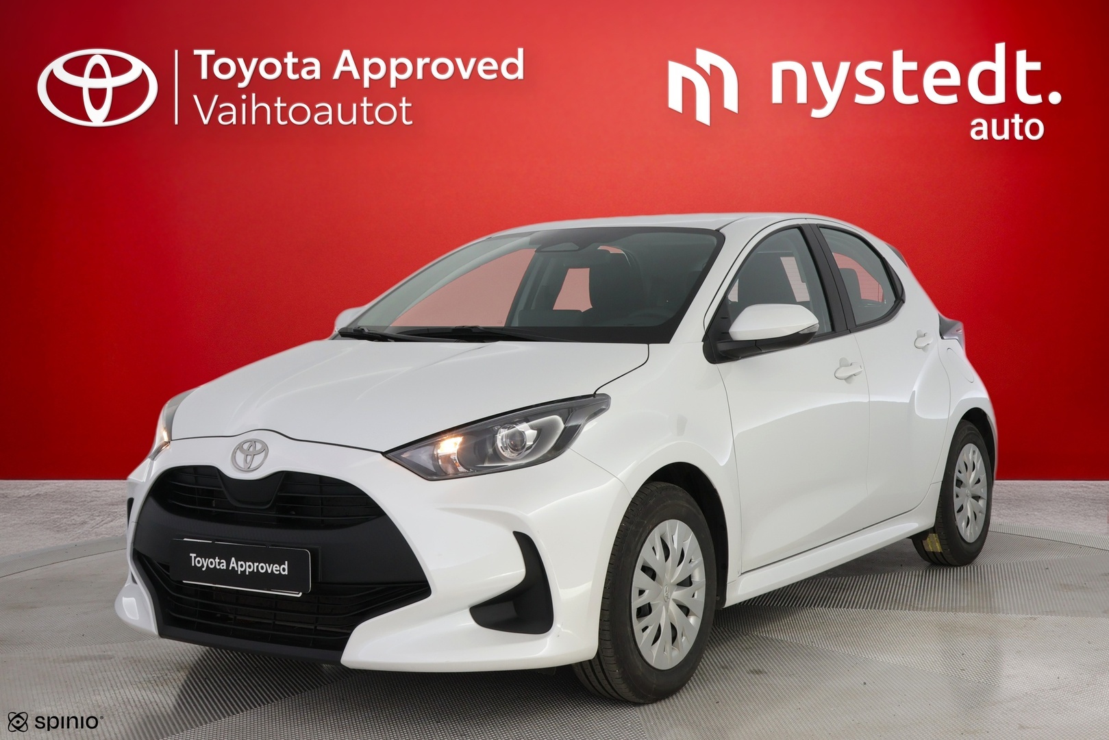TOYOTA Yaris 2024
